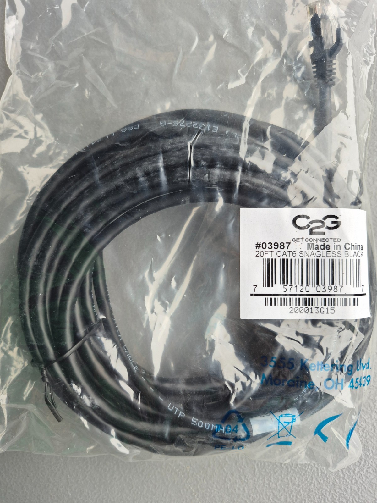 NEW C2G 20-feet CAT6 Ethernet Network Patch Cable Black Snagless – 757120039877