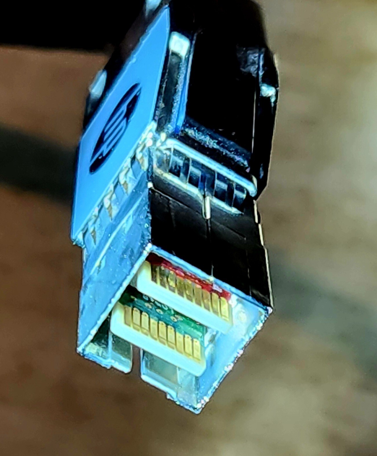 HPE Aruba 2920 1.0M Stacking Cable (J9735A)
