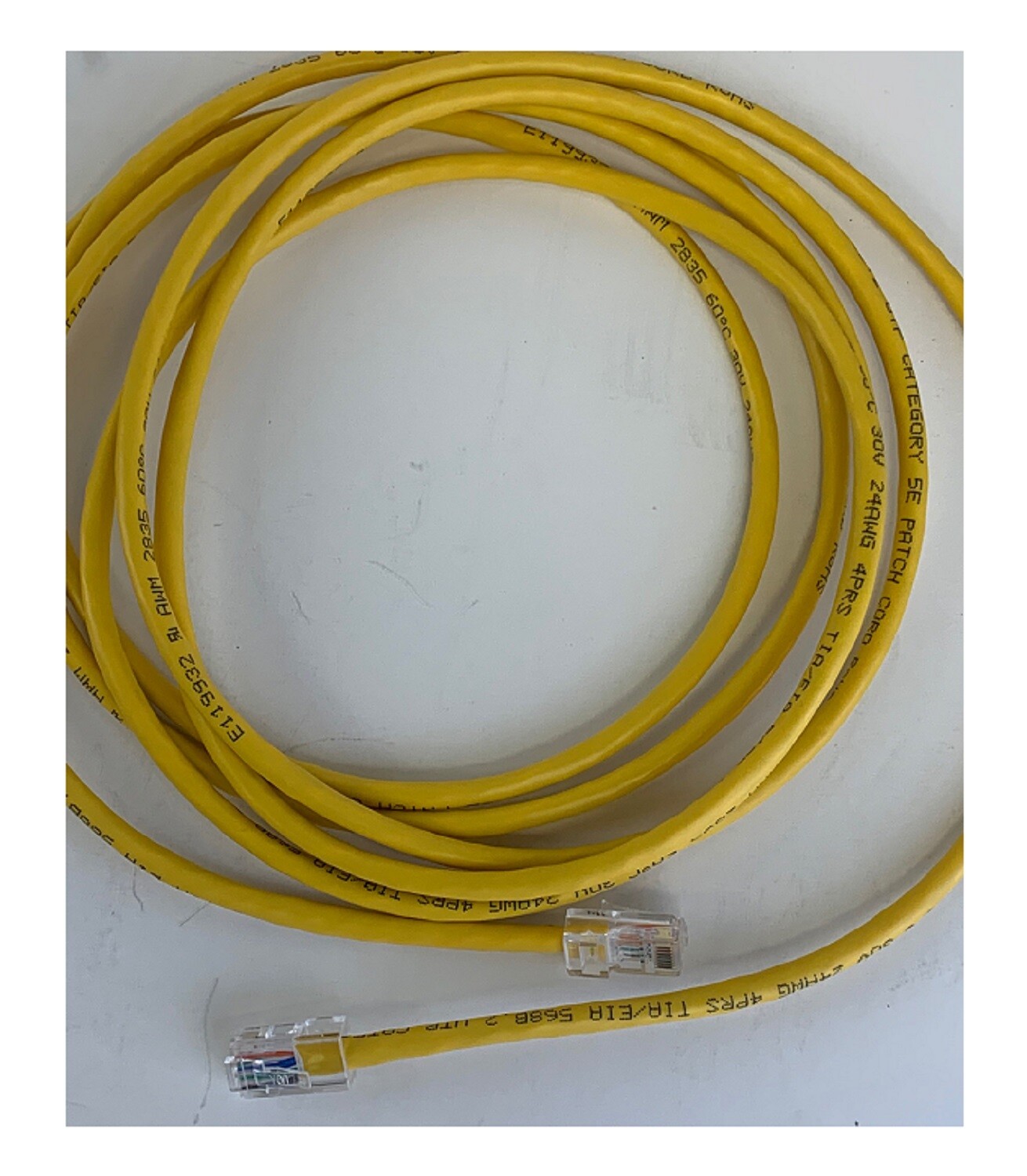 2 Network Patch Cables 10 Feet ea CAT5E Male Yellow 350MHZ RJ45 Non-booted