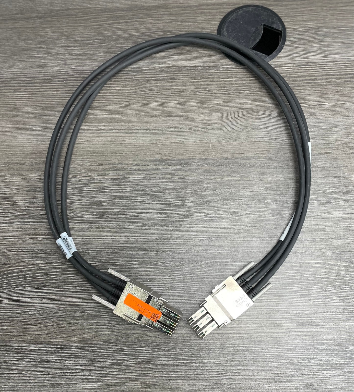 Cisco STACK-T1-1M StackWise-1M Stacking Cable for 3850 Series – Same Day Shipp