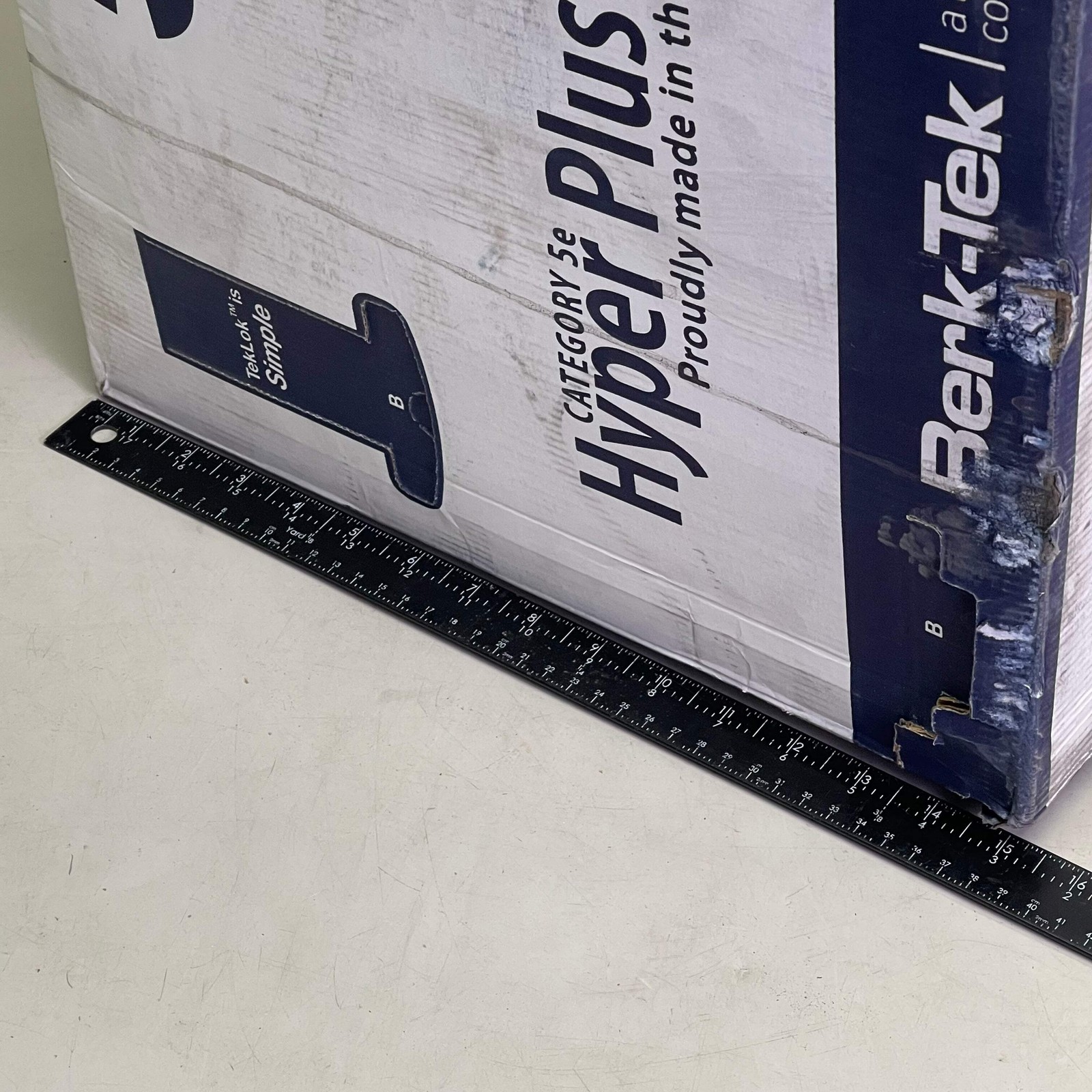 BERK-TEK Hyper Plus 5e Cat 5e UTP Cable 1000′ Blue 10032227
