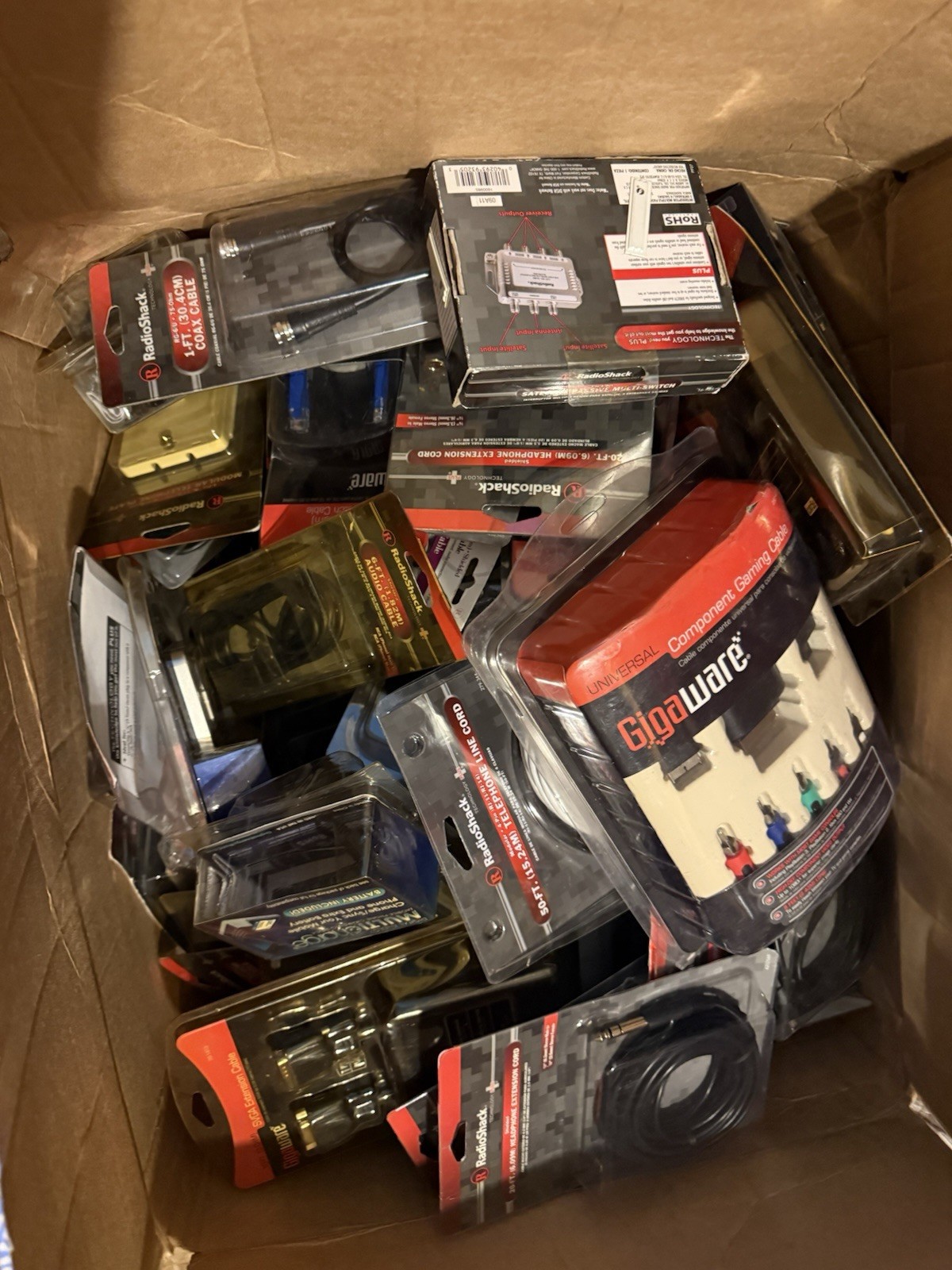 Lots Of Gadgets Whole Sale,Gig aware 14 ft Cat5E Network Cable , Telephone Wires