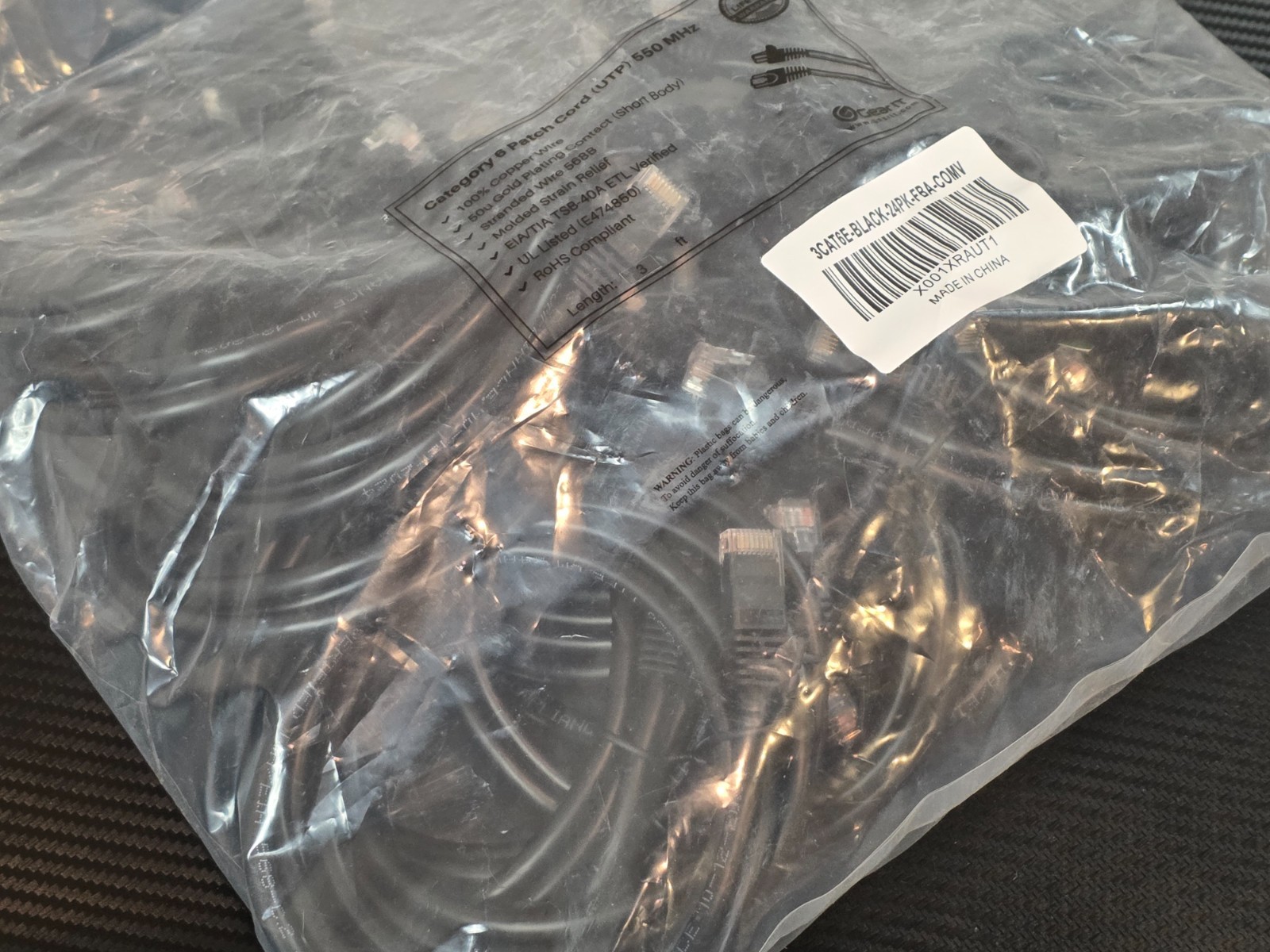 Gear It Category 6 Patch Cable ( UTP) 550 MHz 3ft Ethernet Cable 24 Pack Black