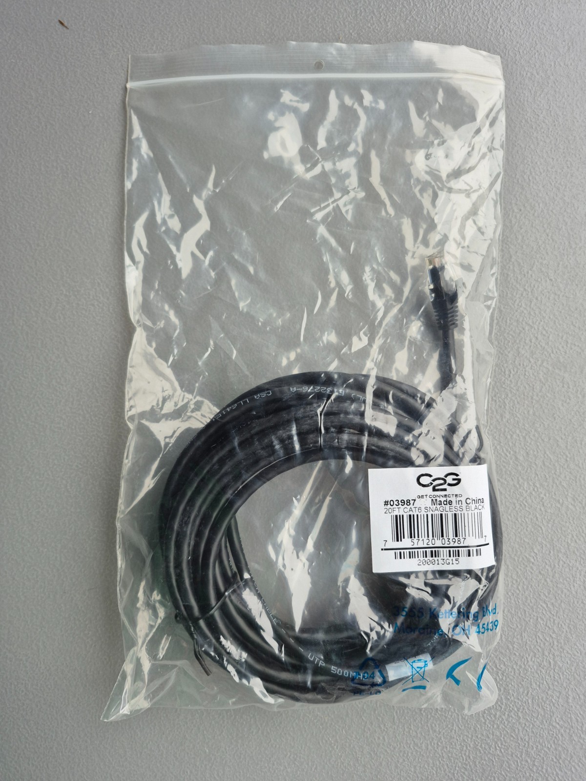 NEW C2G 20-feet CAT6 Ethernet Network Patch Cable Black Snagless – 757120039877