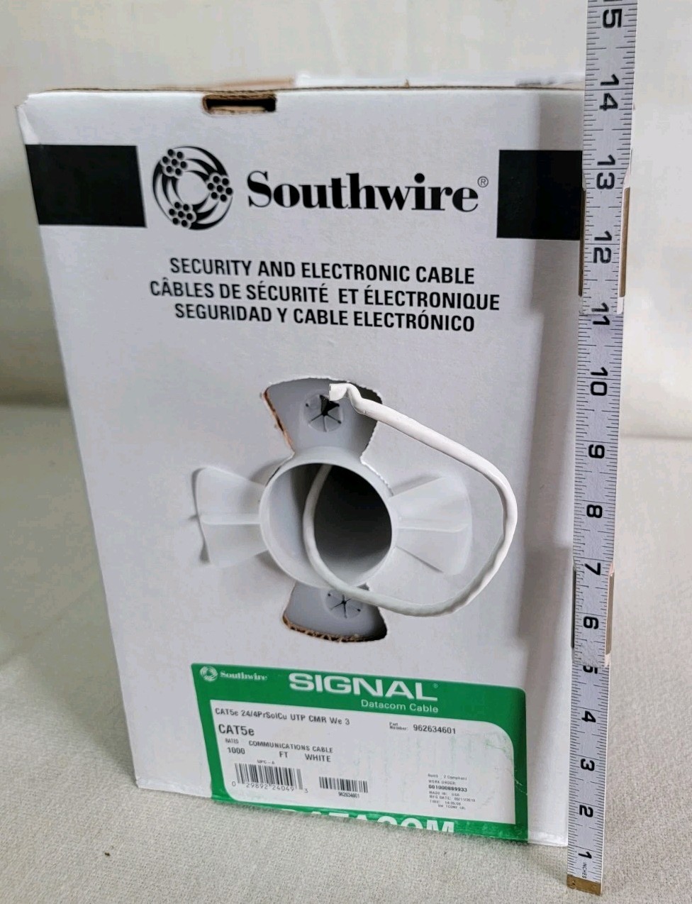 Southwire 1000 ft. White 24/4 Gauge/Pair CAT5e UTP CMR Data Cable 1000 ft. – NIB
