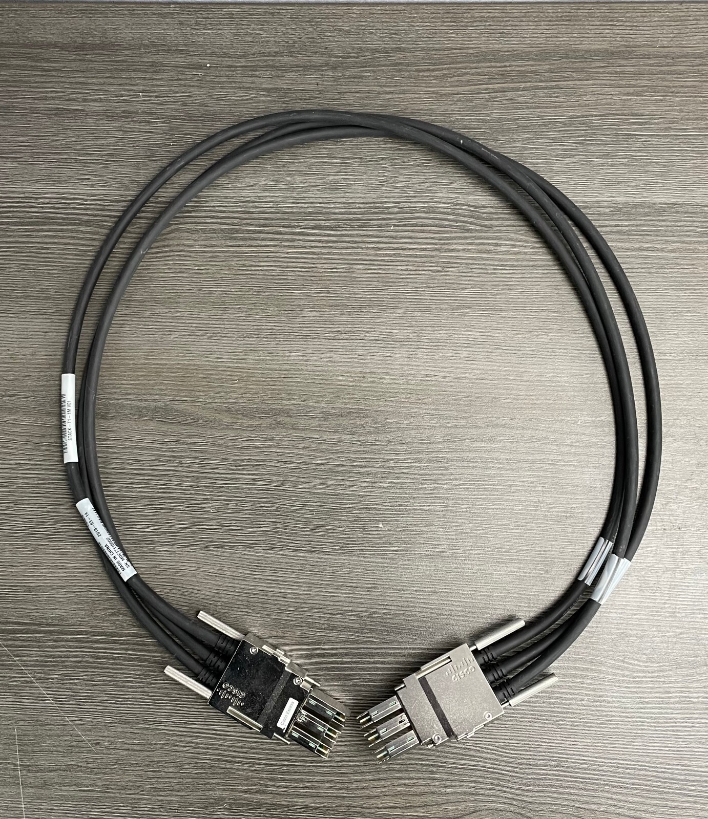 Cisco STACK-T1-1M StackWise-1M Stacking Cable for 3850 Series – Same Day Shipp