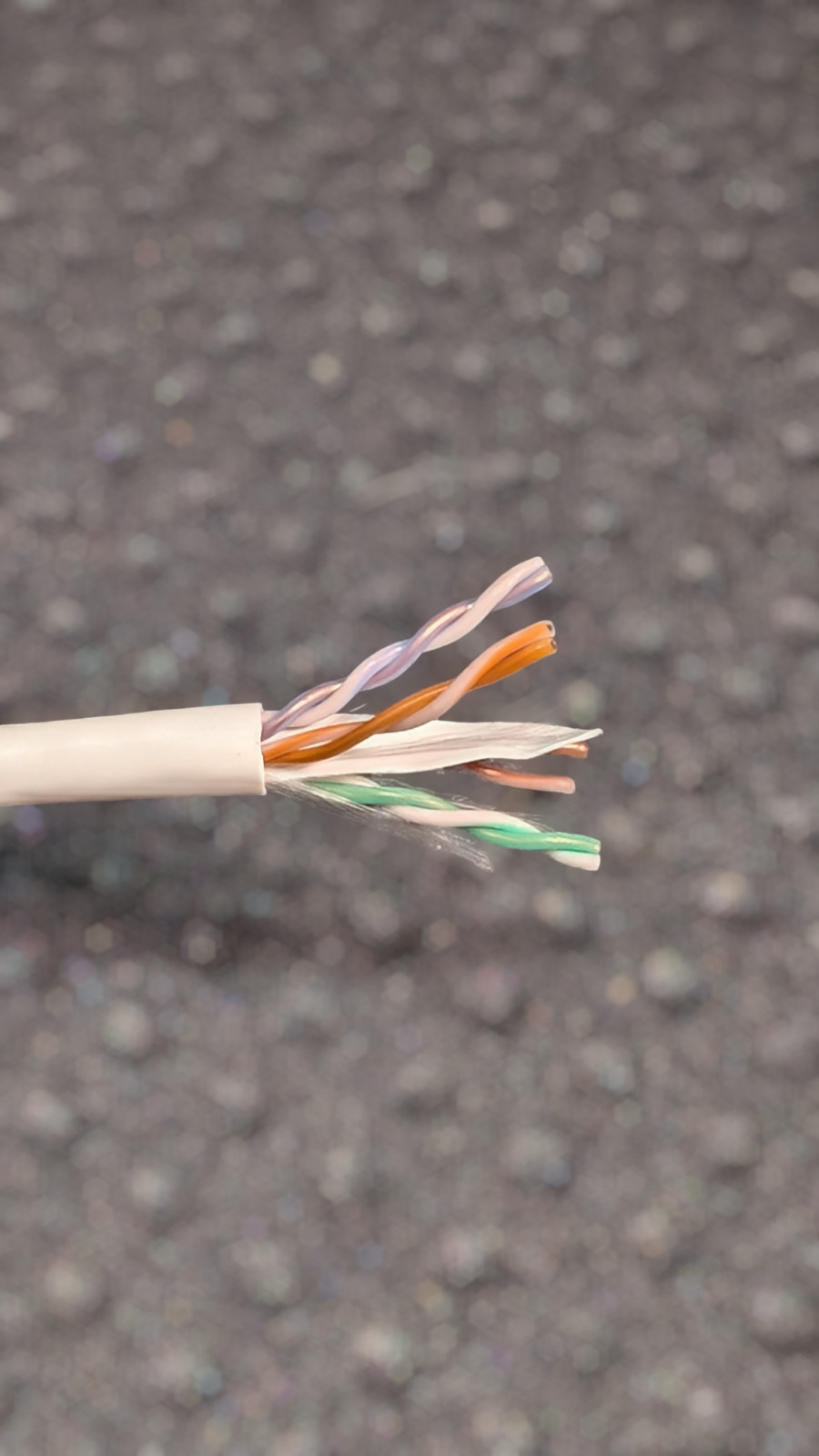 Carol Brand Helix/HiTemp Cat 6 23Awg CMP Plenum White 998ft