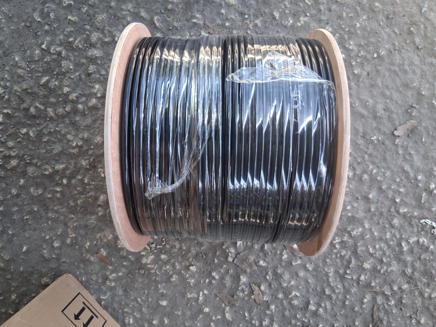 Outdoor 1000′ Cat6 23AWG CMX Cca 550MHz Shield FTP 4-Pairs Part# FOD-CAT6-1KFT