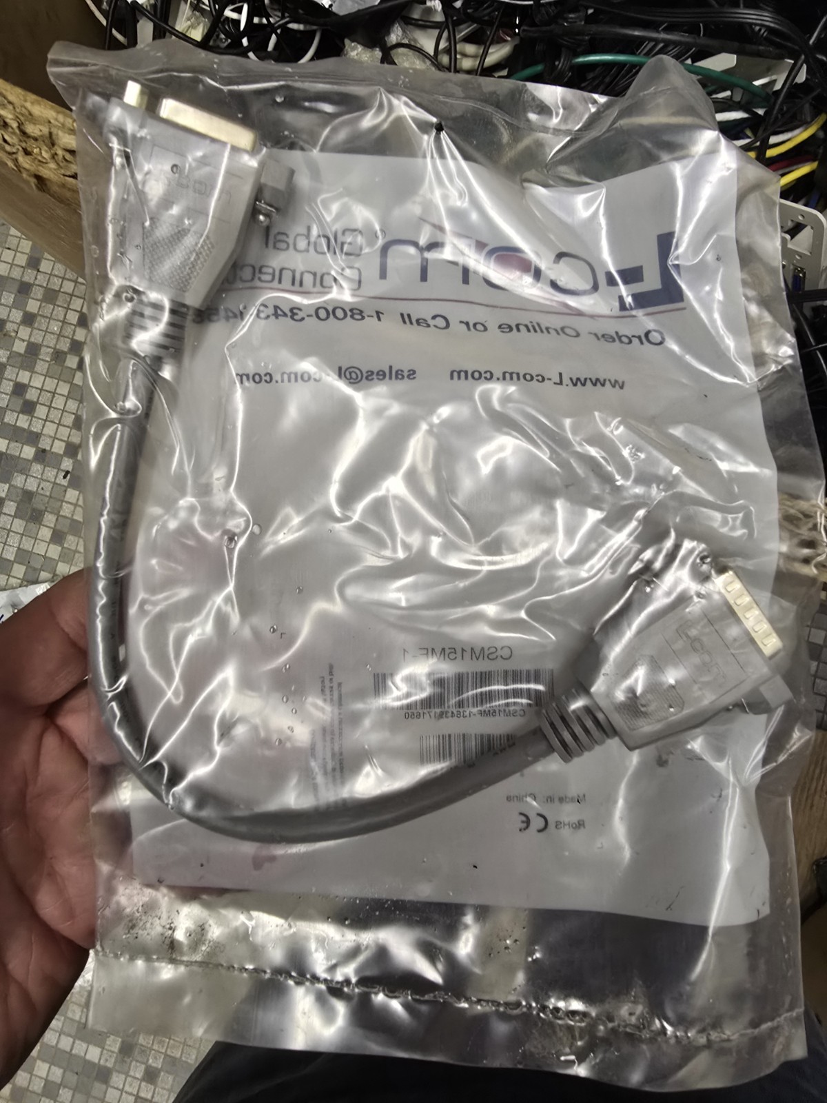 L-Com CSM15MF-1 Economy Molded D-SUB Cable DB15 Male/Female 1.0 Ft