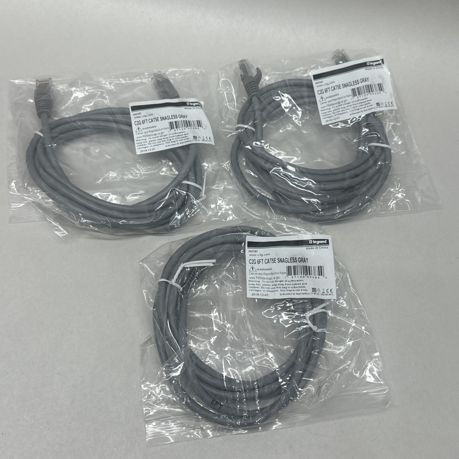 3x 6FT CAT5E SNAGLESS UNSHIELDED (UTP) NETWORK ETHERNET CABLE LEGRAND C2G 00385