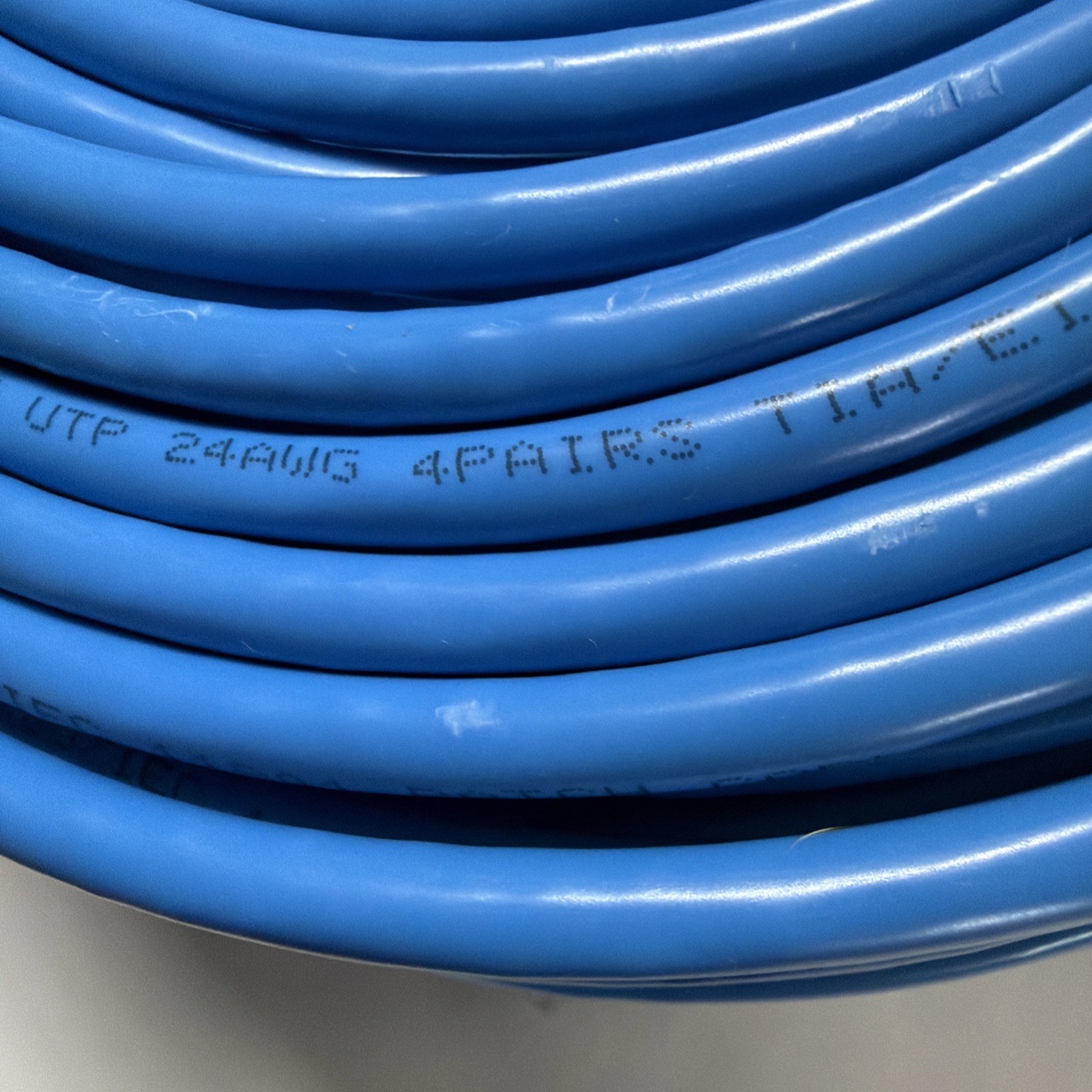 Cat 6 Ethernet Cable 250FT High Speed 10Gbps 24AWG Heavy Duty 550MHZ