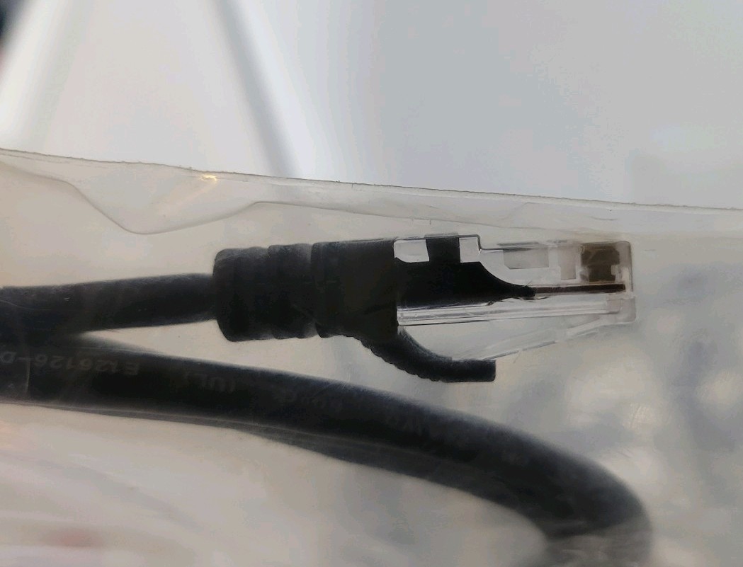40 New Quiktron 5′ foot Black Snagless Cat 5e Patch Cable (570-135-005) Cord