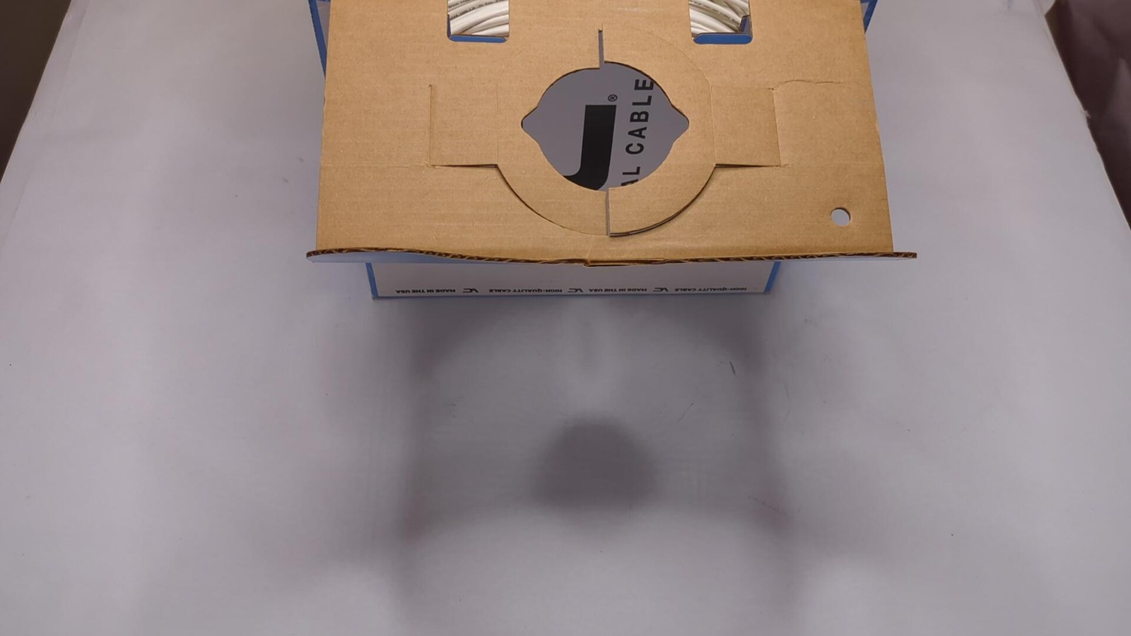 Vertical Cable Cat6, 550 Mhz, Utp, 23awg, 8c Solid Bare Copper, Plenum, 1000ft