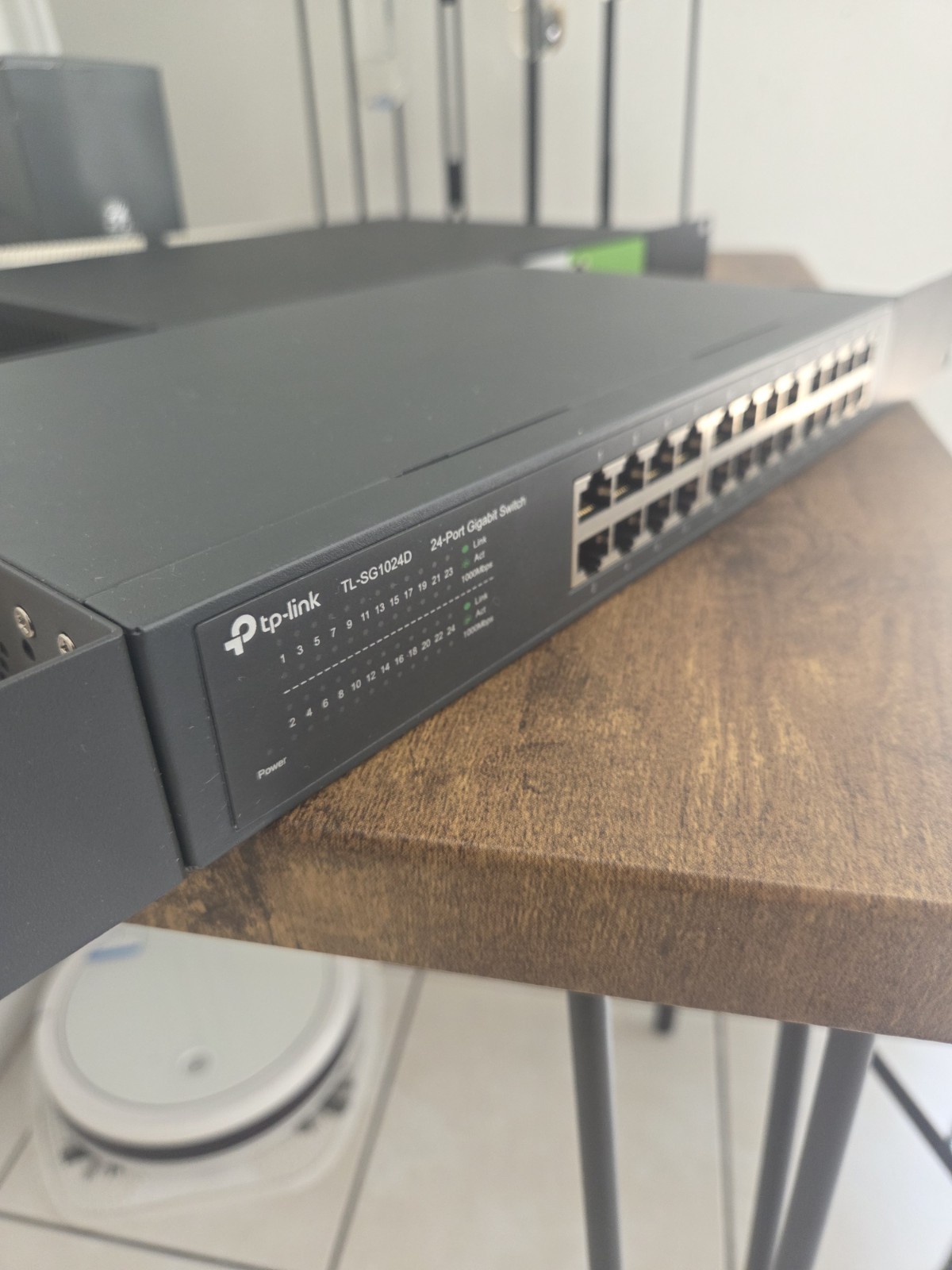 TP LINK TL-SG1024D 24 Port. Ver 9.6