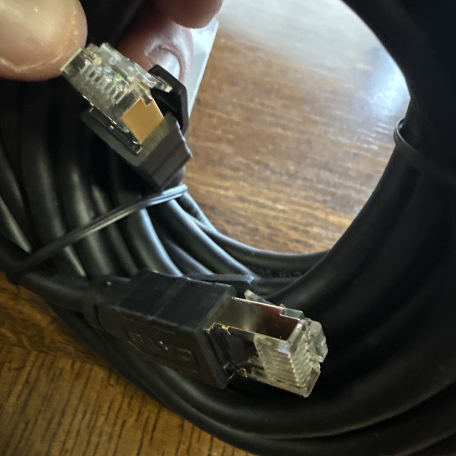 CAT7 Ethernet Cable Shielded 10Gps 600MHz. Support Cat 8