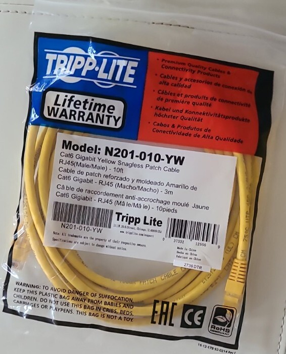 Tripp Lite Cat6 Gigabit Snagless Molded Patch Cable (RJ45 M/M) – Yellow, 10-ft