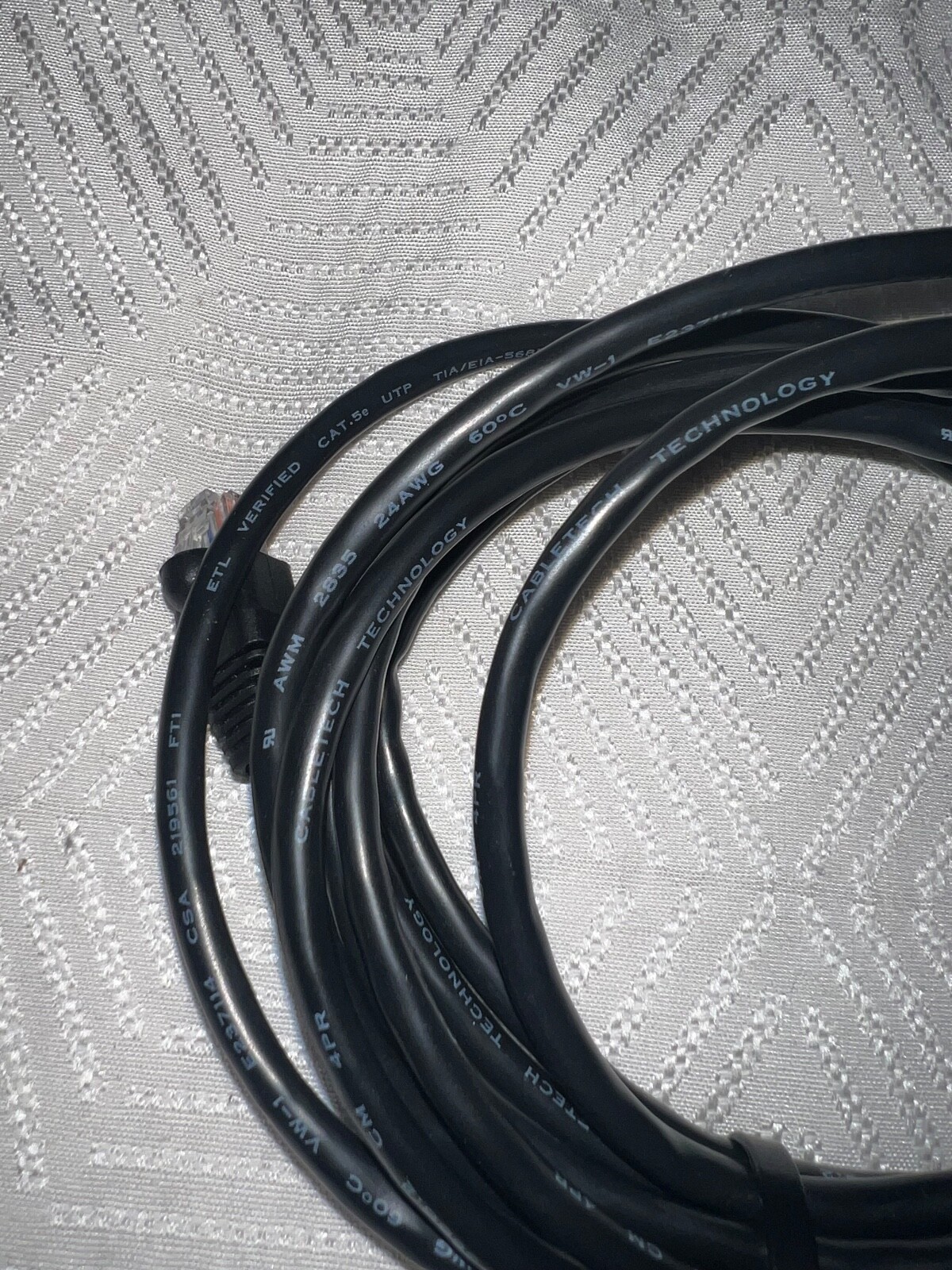10 Ft CABLETECH TECHNOLOGY Cable CAT.6 UTP TIA/EIA-568-B.2-1 E237114 2835 219561