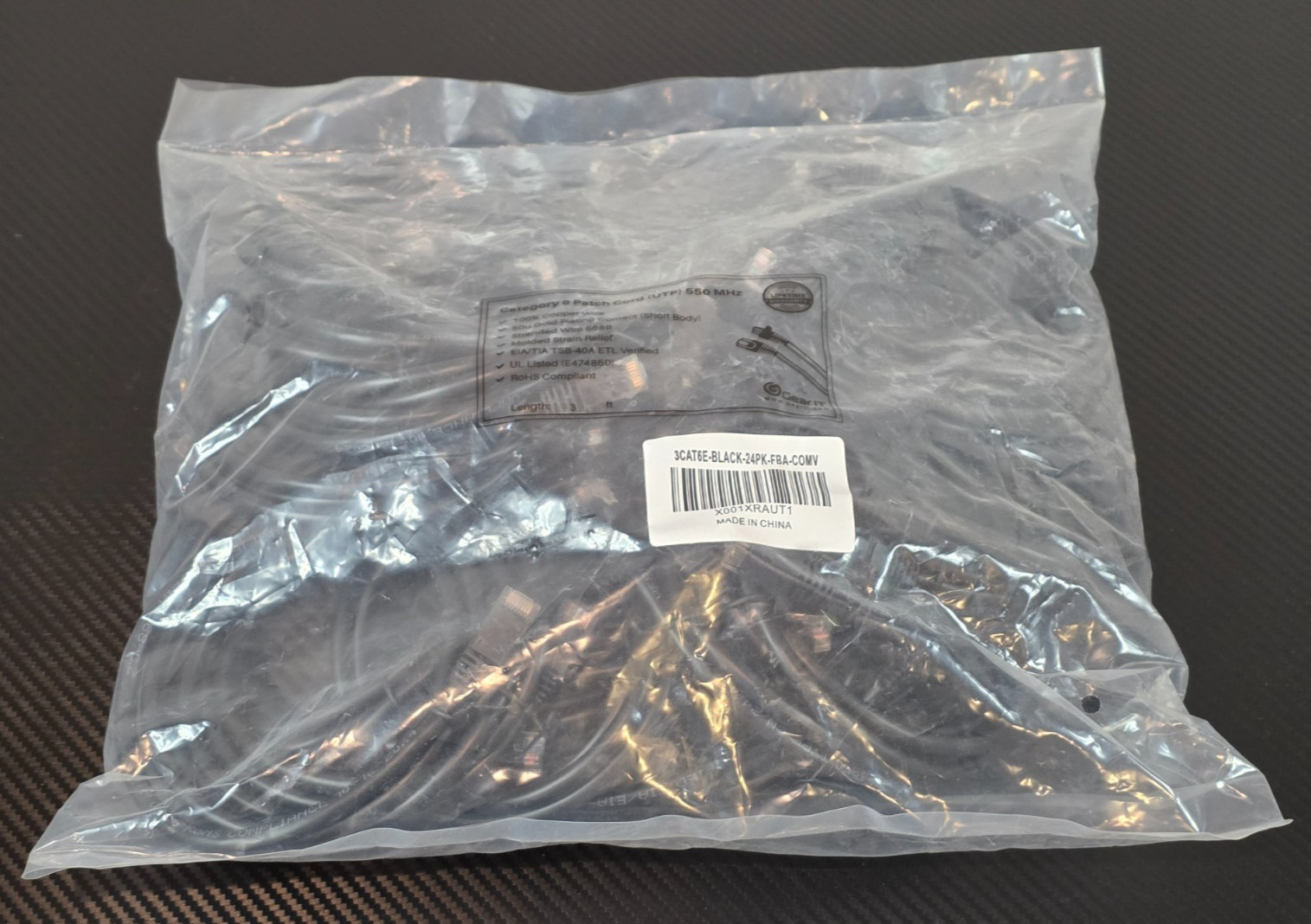 Gear It Category 6 Patch Cable ( UTP) 550 MHz 3ft Ethernet Cable 24 Pack Black