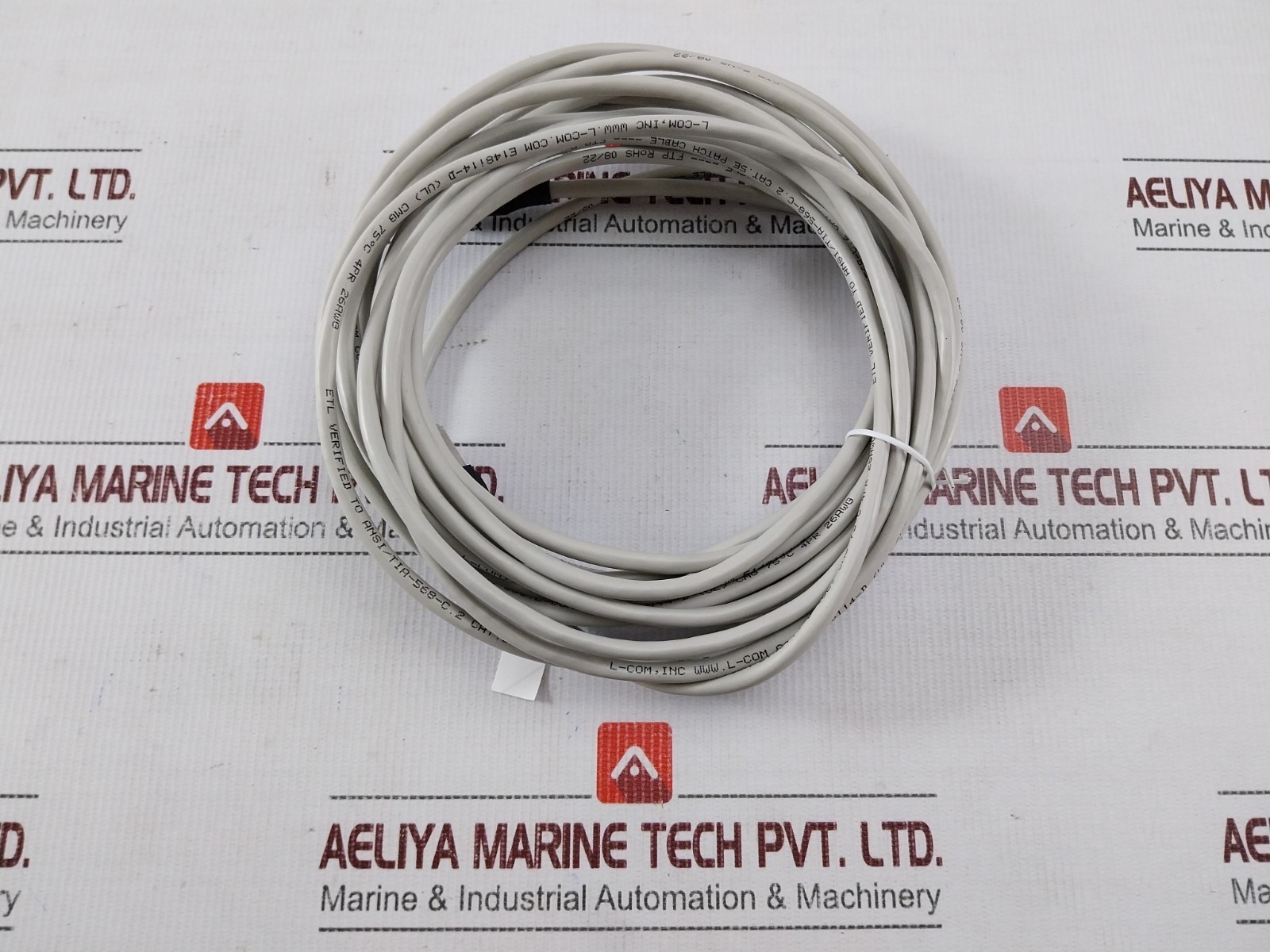 L-COM TRD855SCR-25 Ethernet Cable