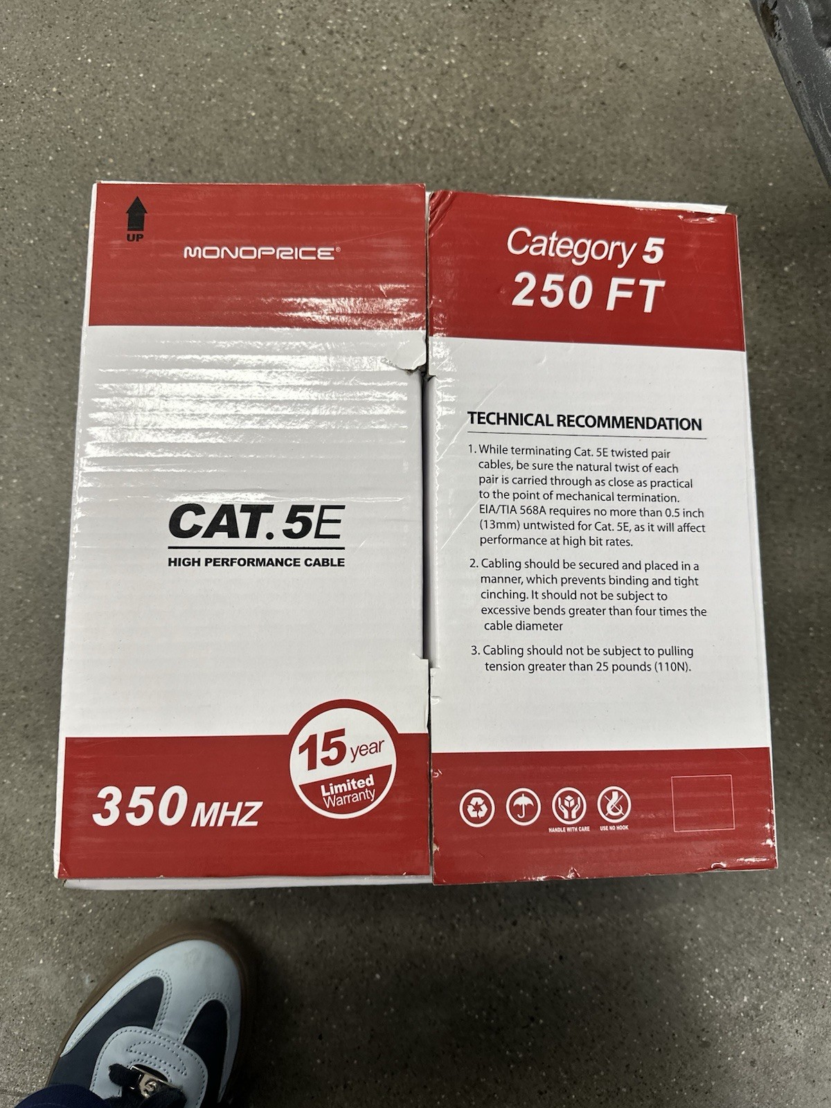 Monoprice Cat5e UTP Solid 24AWG Bulk Ethernet Cable 250ft Gray Raw End 14775