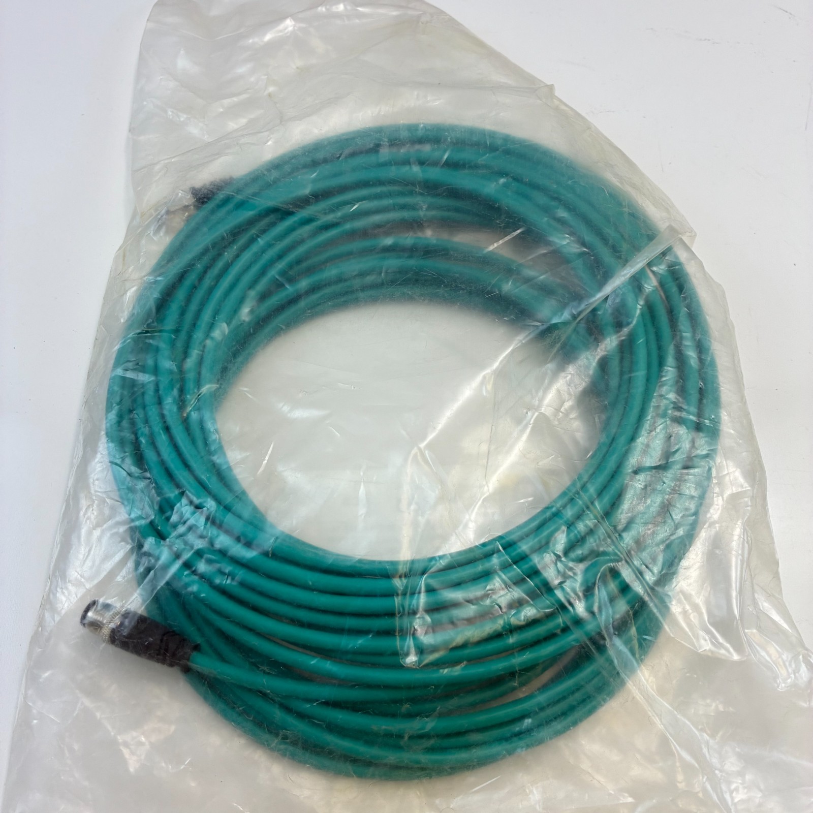 ALLEN BRADLEY 1585D-M4UBJM-15 Ethernet Patchcord M12 Male to RJ45 Male