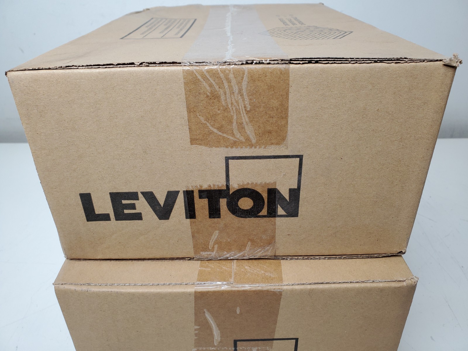 New/Sealed Lot of 20 Leviton 10ft Extreme CAT 6 Blue Patch Cord (060-62460-10L)