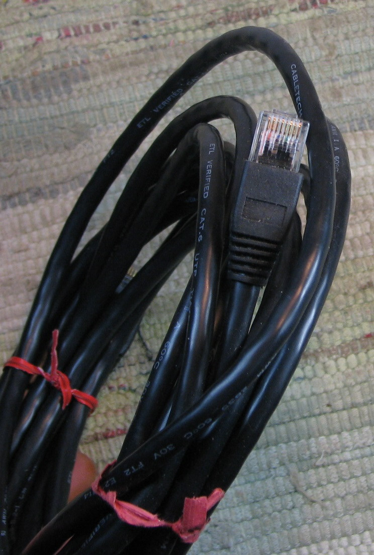 13.5 Ft CABLETECH TECHNOLOGY VERIFIED CAT.6 UTP TIA/EIA-568-B.2-1 E237114 219561