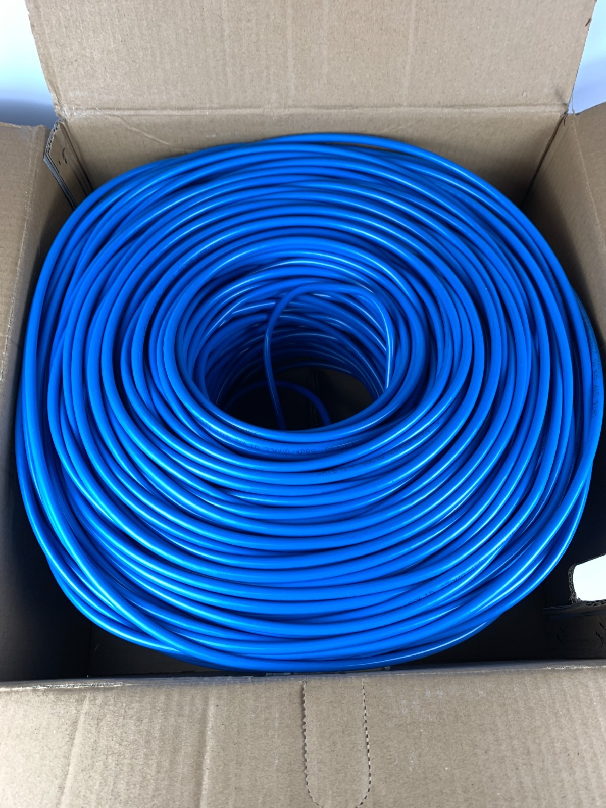 CAT6 CCA Solid 4 Pair 23g UTP .57mm Network Cable Dripstone 1000FT BLUE OPEN BOX