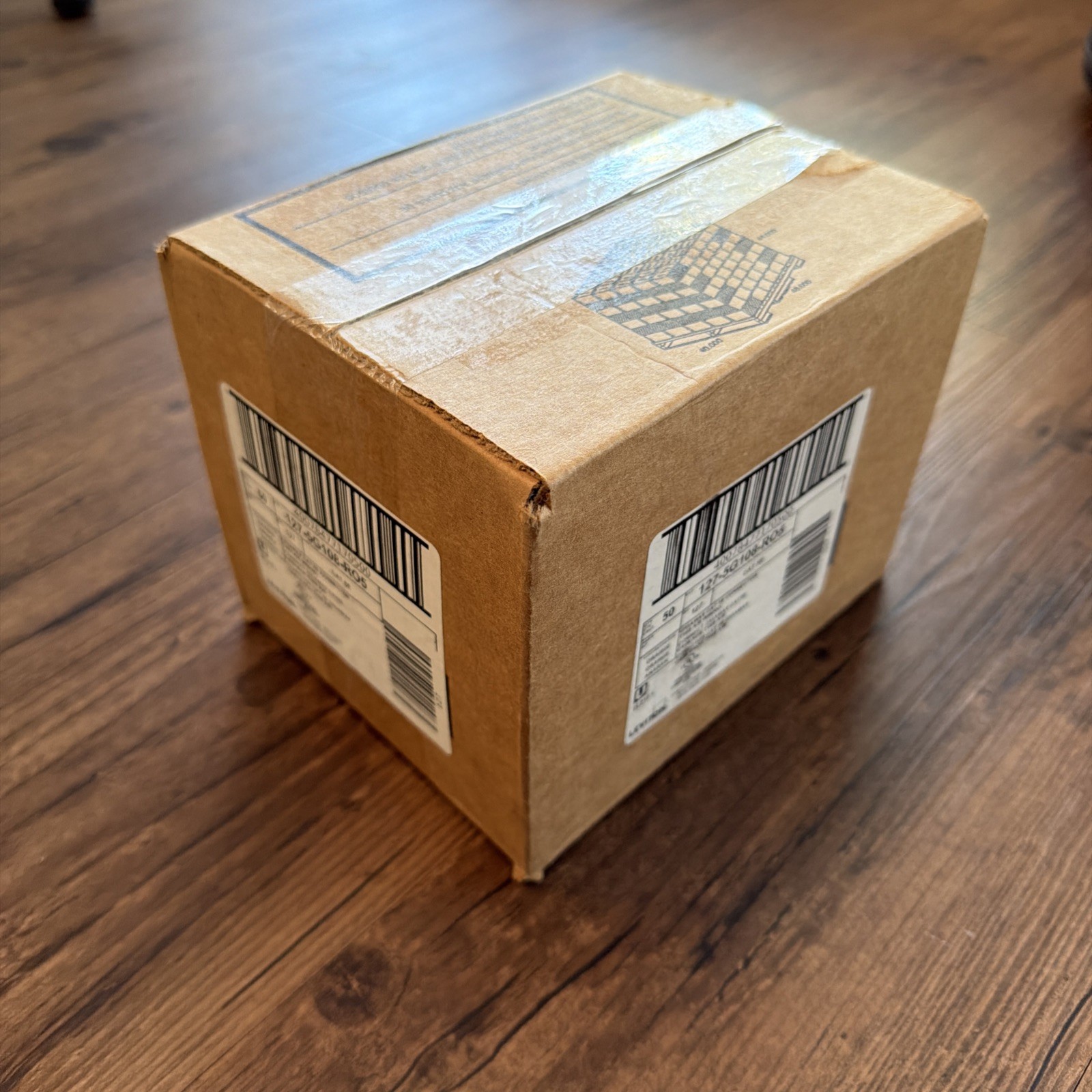 Leviton 5G108-RO5 Gigamax Snap in Connector Cat 5e Orange Jack 50-Pack Box
