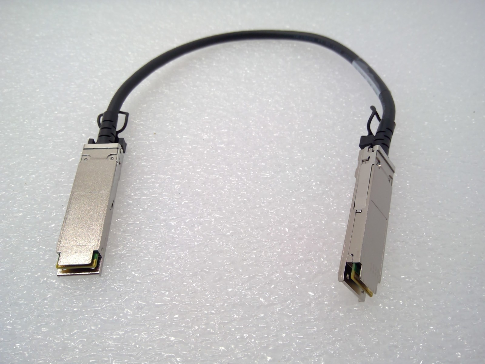 Molex 1110401054 50cm 40GB 30AWG QSFP+ to QSFP+ External DAC Cable