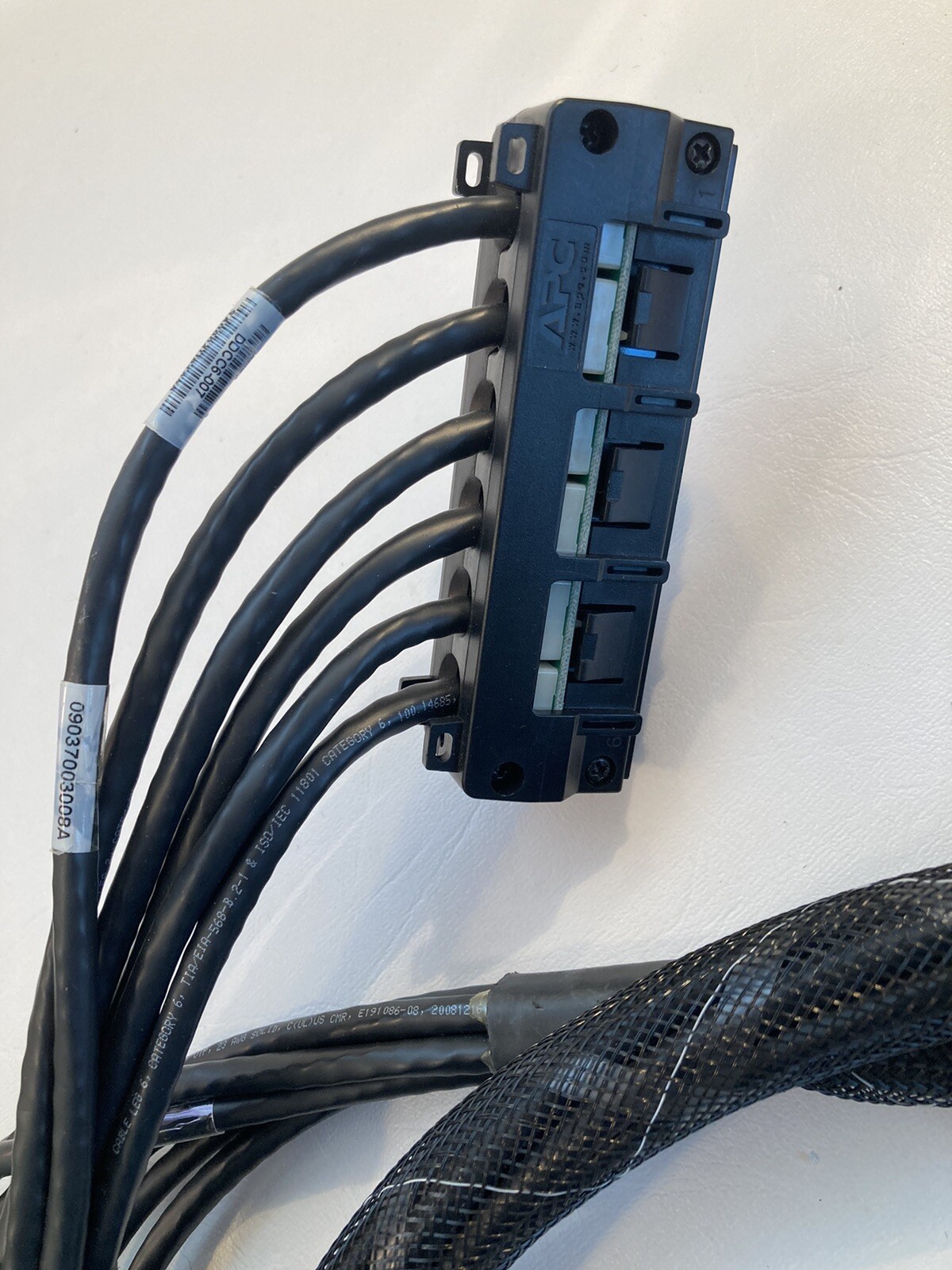 APC Data Distribution Cable network cable TAA Compliant 7 ft black DDCC6-007