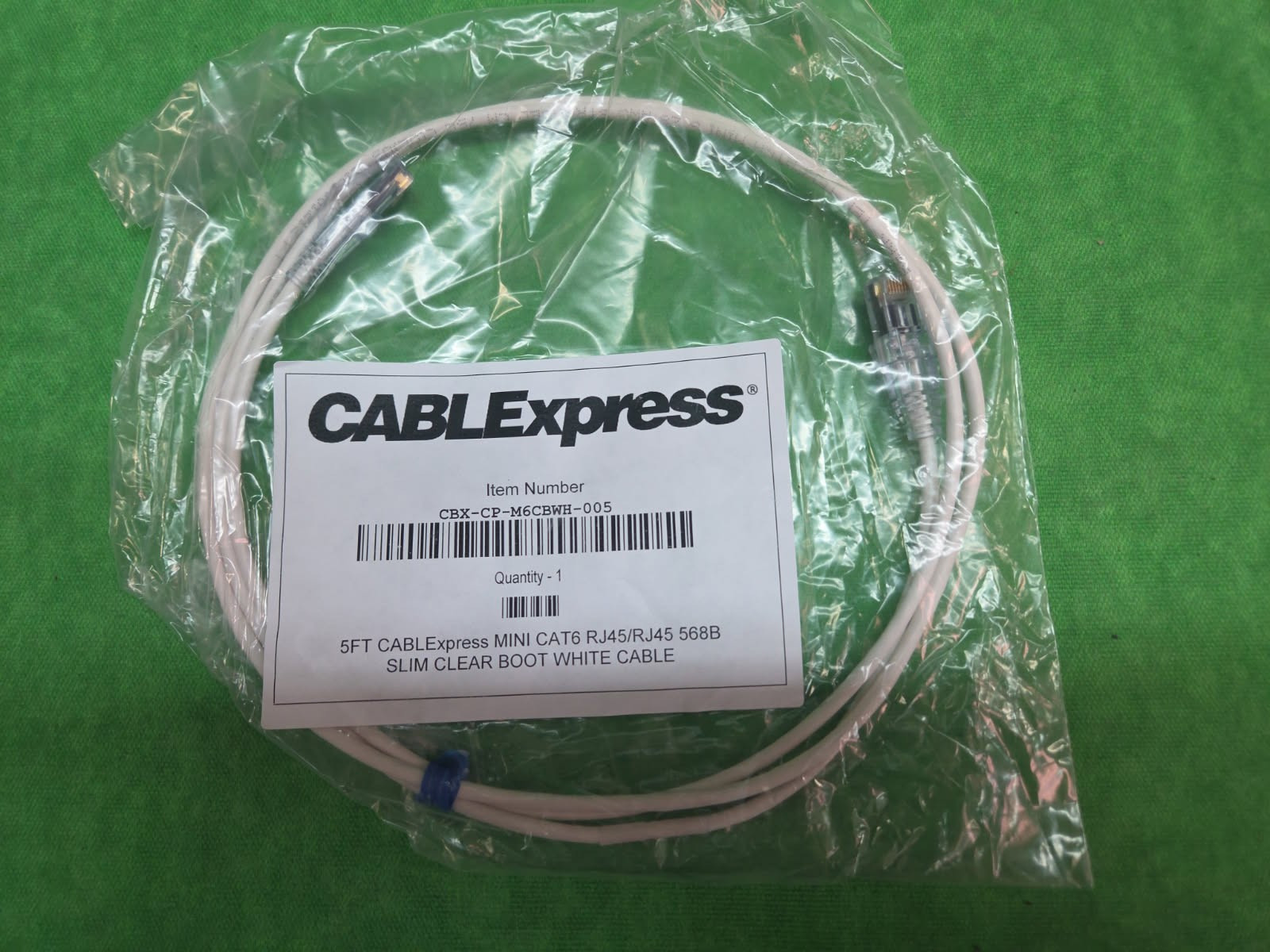 Ultra Slim CAT 6 UTP White Patch Cable 28AWG RJ45 Network 5 feet NEW LOT 9 PCS