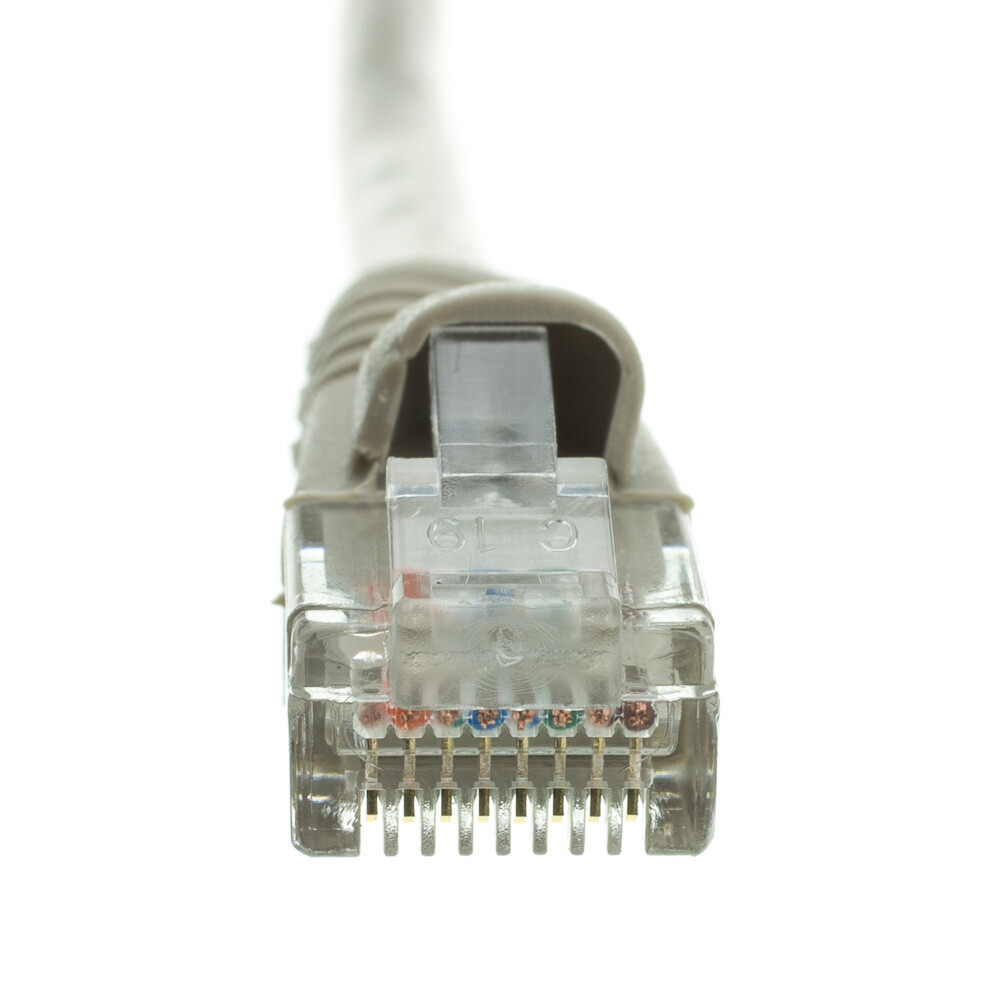 Pack of 5 Cables Snagless 12 Foot Cat5e Gray Network Ethernet Patch Cable