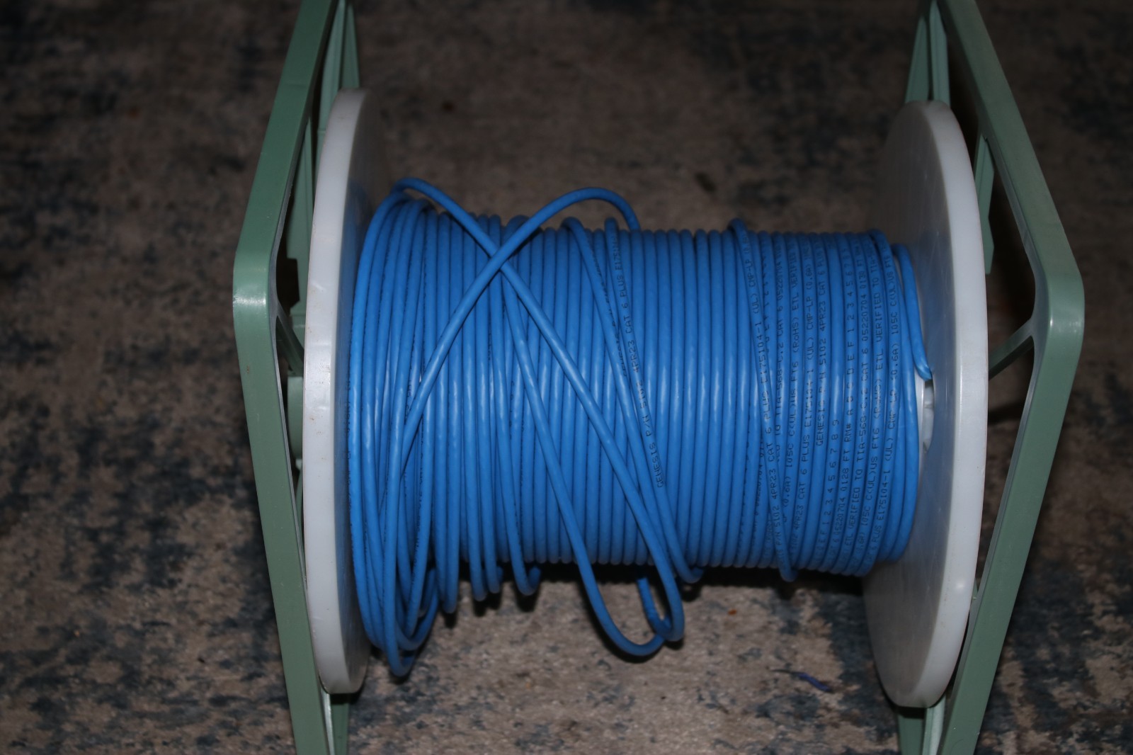 CAT6 Plenum Ethernet Cable, UNKNOWN FOOTAGE, 23AWG 550MHz UTP Blue