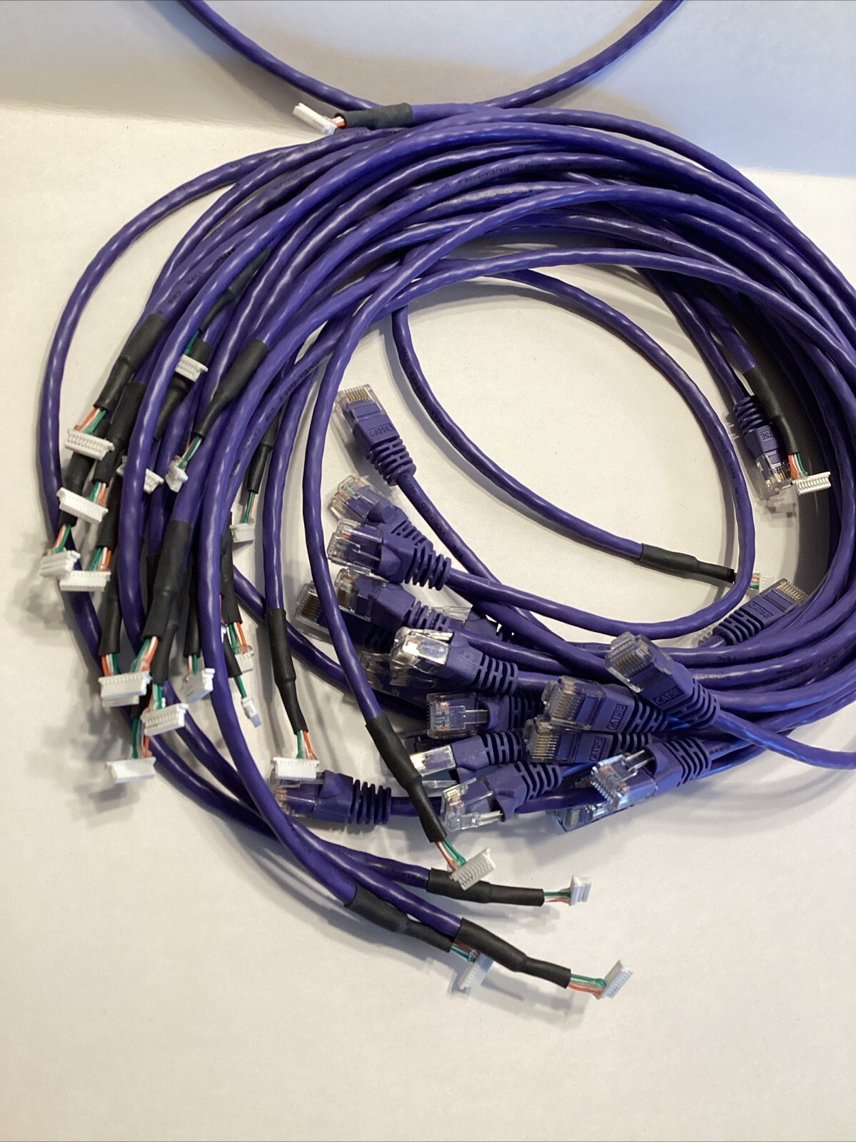LOT 26 Monoprice 2 FT 24AWG Cat5e 350MHz UTP Ethernet Network Cable Purple 568B