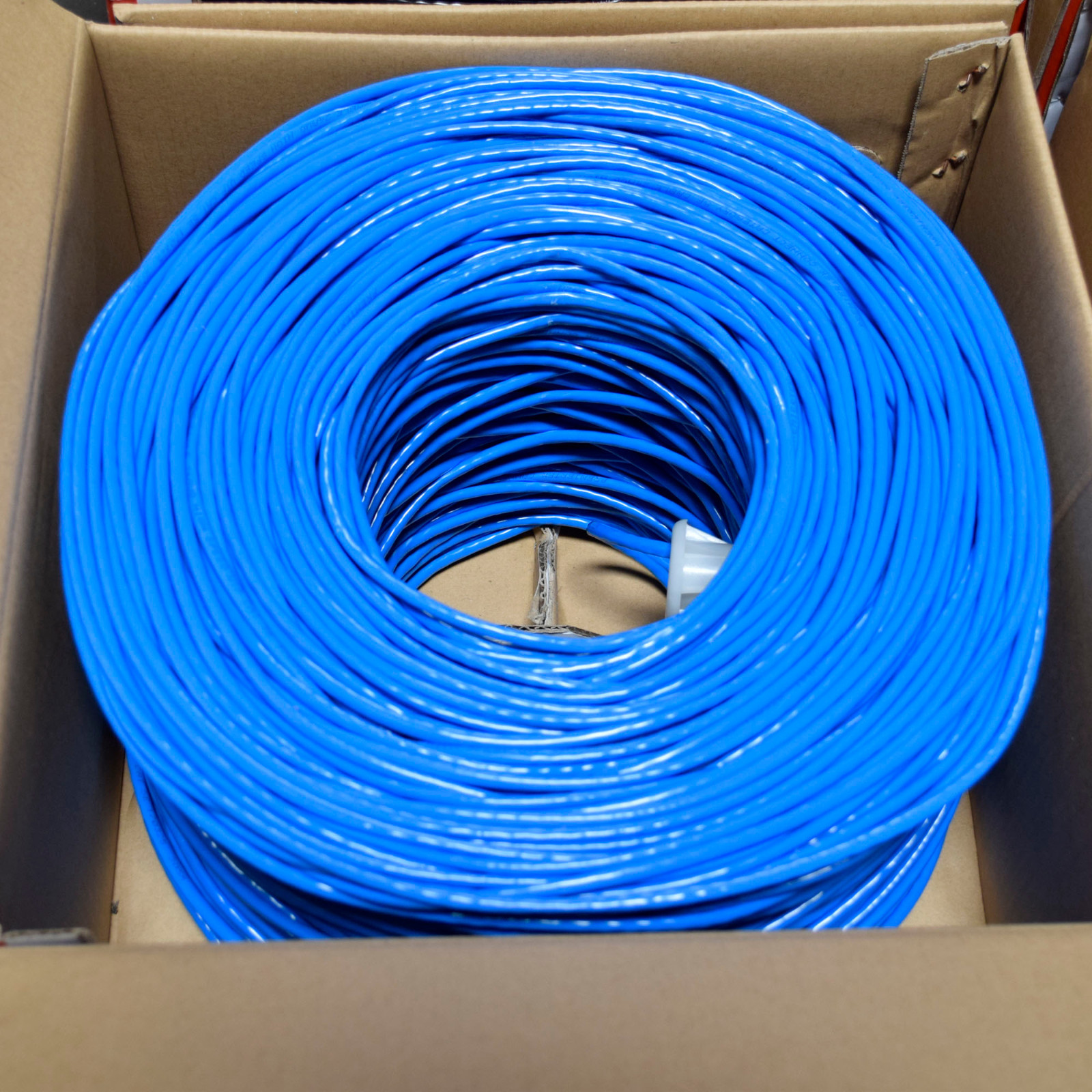CAT5e CABLE UTP 1000FT WIRE BULK ETHERNET LAN NETWORK CAT5e RJ45 BLUE