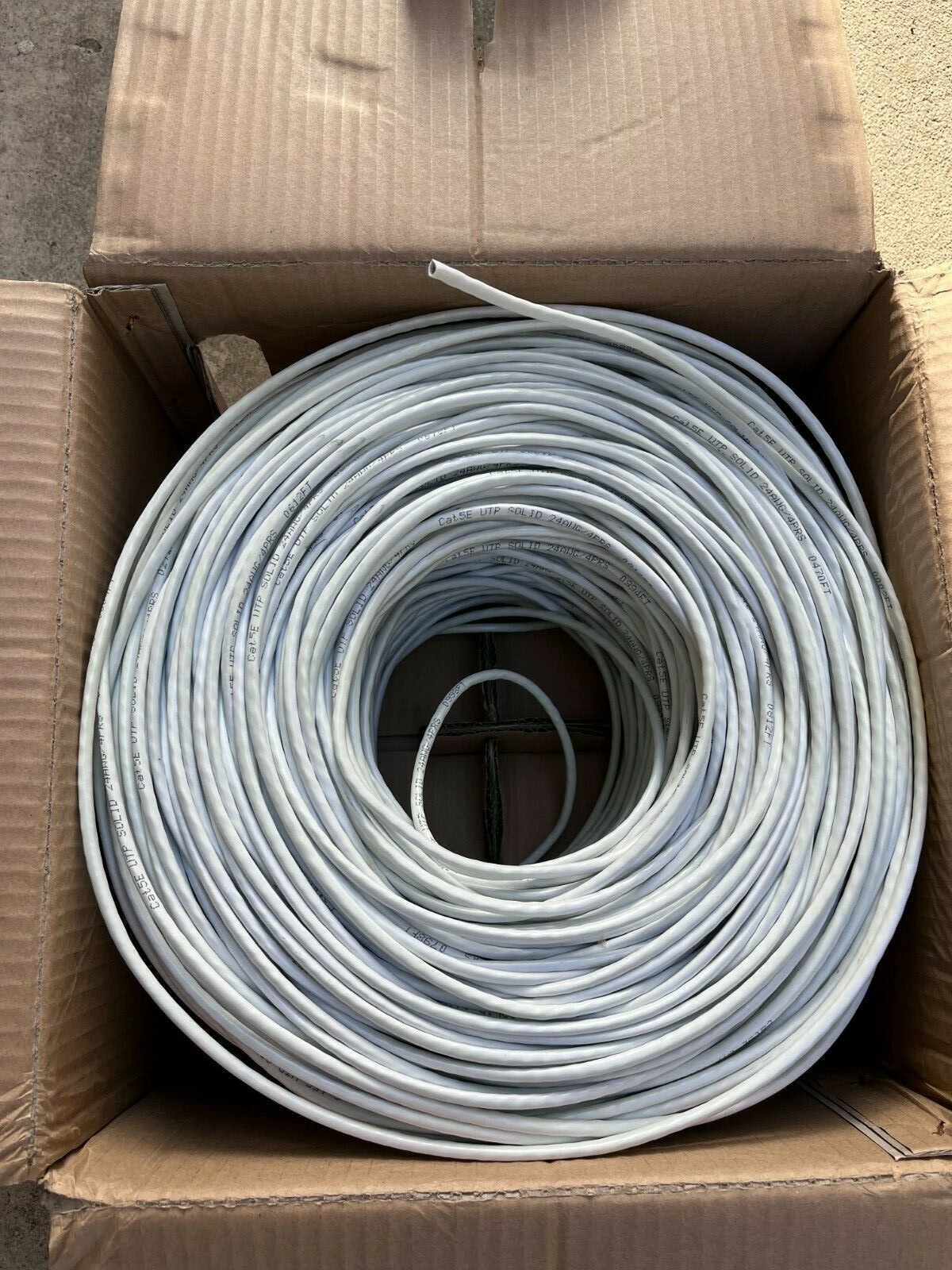 1000ft Category 5e Solid 4/UTP Ethernet LAN Cable 24AWG Network CAT5 White