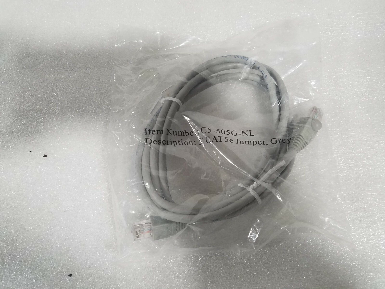 5ft CAT5e Ethernet Jumper Cable Gray RJ45 Patch Cord TIA/EIA-568B
