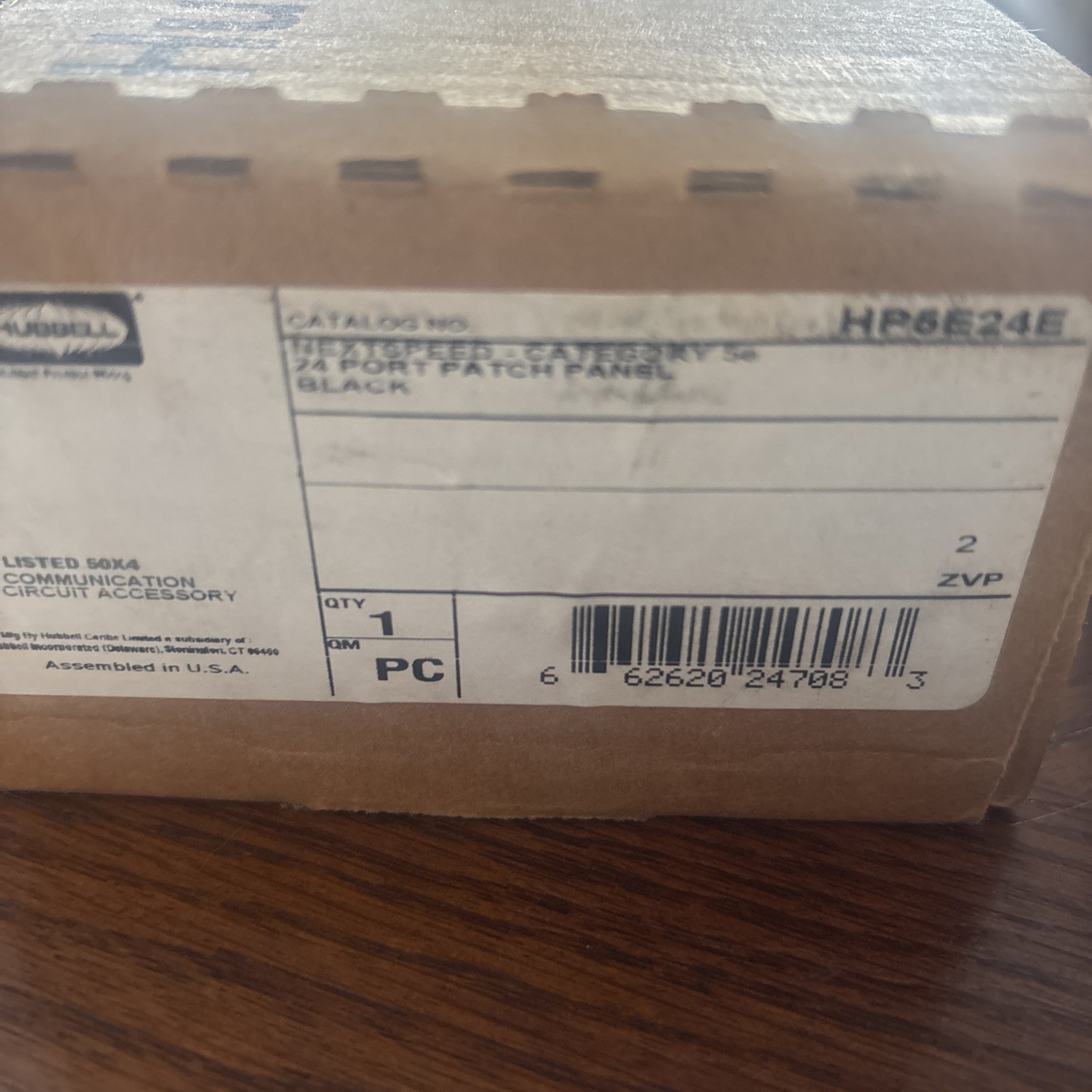 Hubbell HP5E24E 24 Port Patch Panel Category 5e Universal Eco BLACK