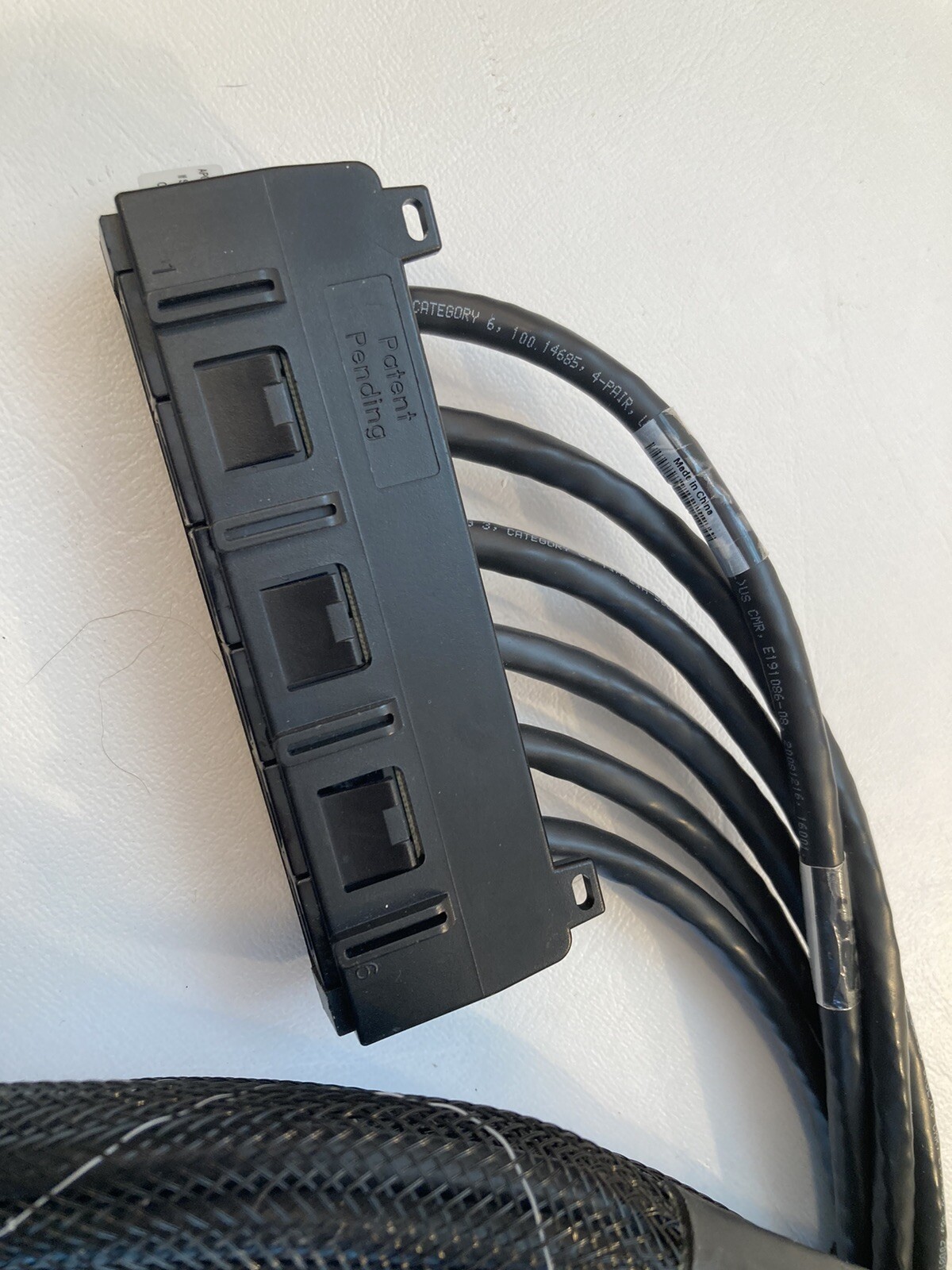 APC Data Distribution Cable network cable TAA Compliant 7 ft black DDCC6-007