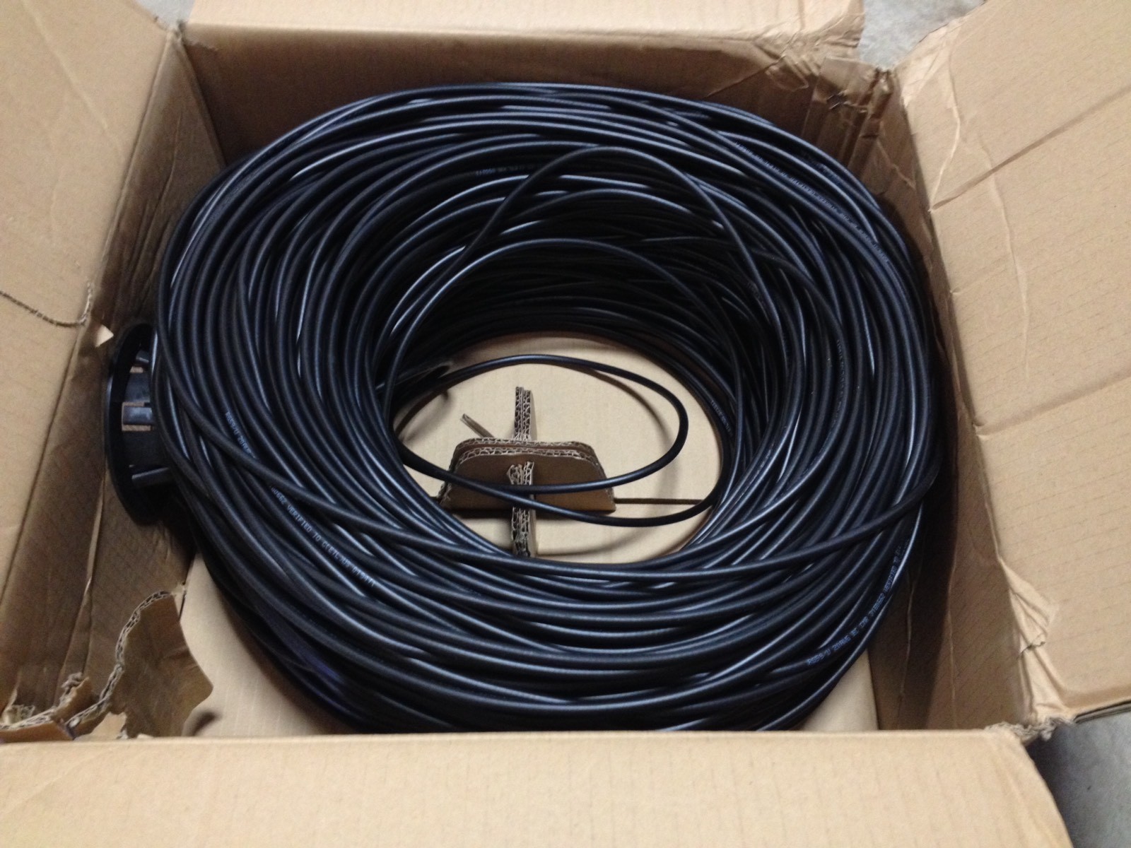 est 900 FT RG59 Black Coaxial Direct Burial Outdoor (20Awg) 95% BC Braid 3.0 Ghz