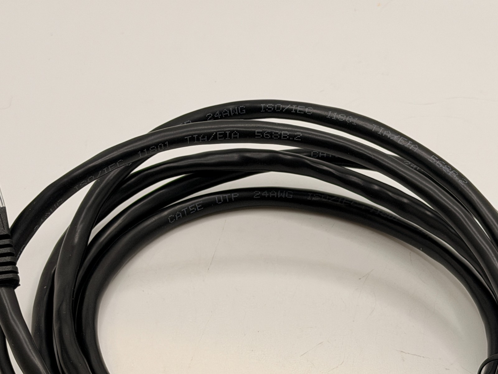 Lot of 88 – 7 Ft. Ethernet Cable – CAT5e UTP 24AWG ISO/IEC 11801 TIA/EIA 568B.2