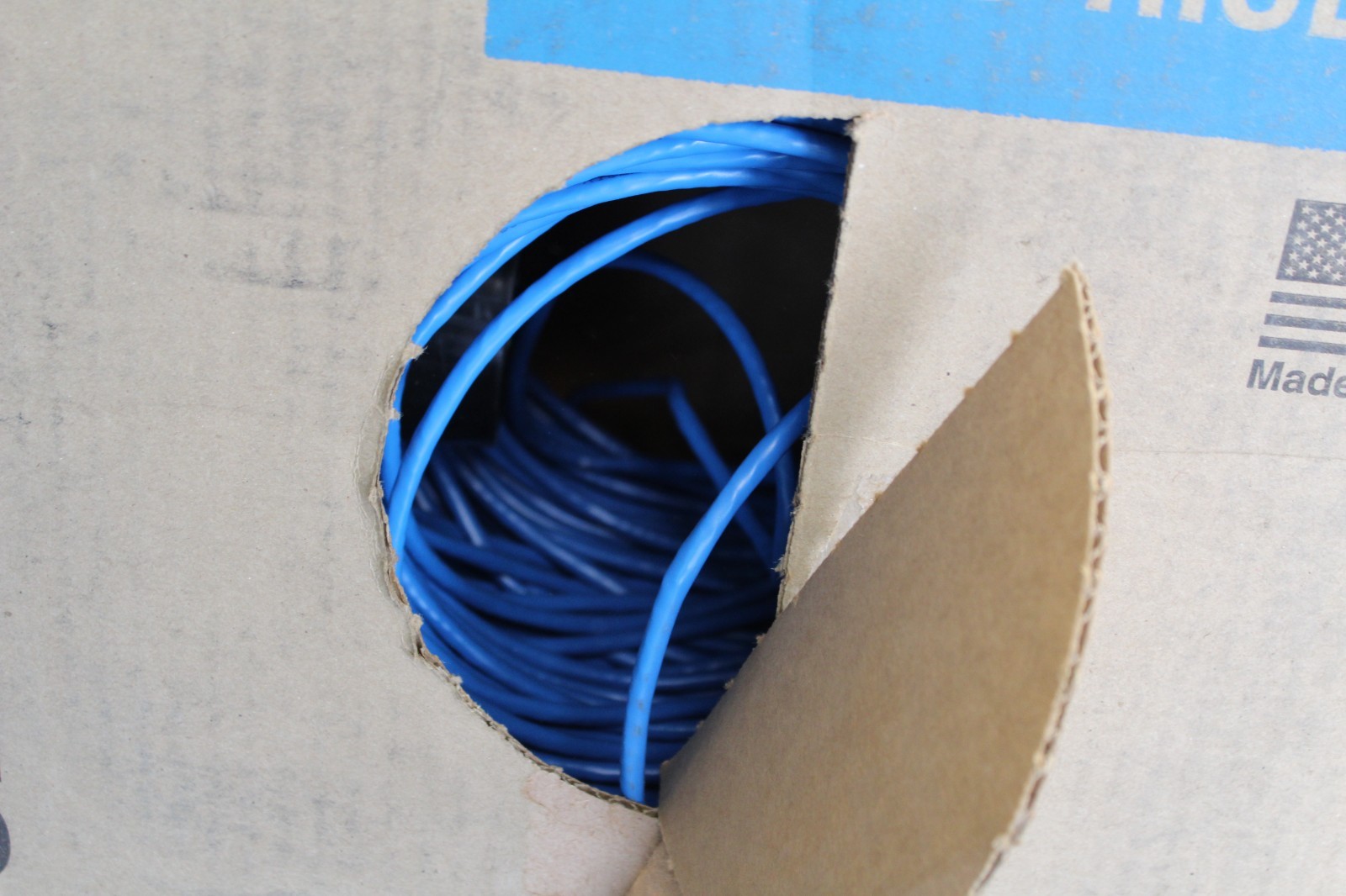 PRYSMIAN GenSPEED 1000 ft 23AWG 4Pair CAT6 Riser Cable, Blue 7133800 – NEW