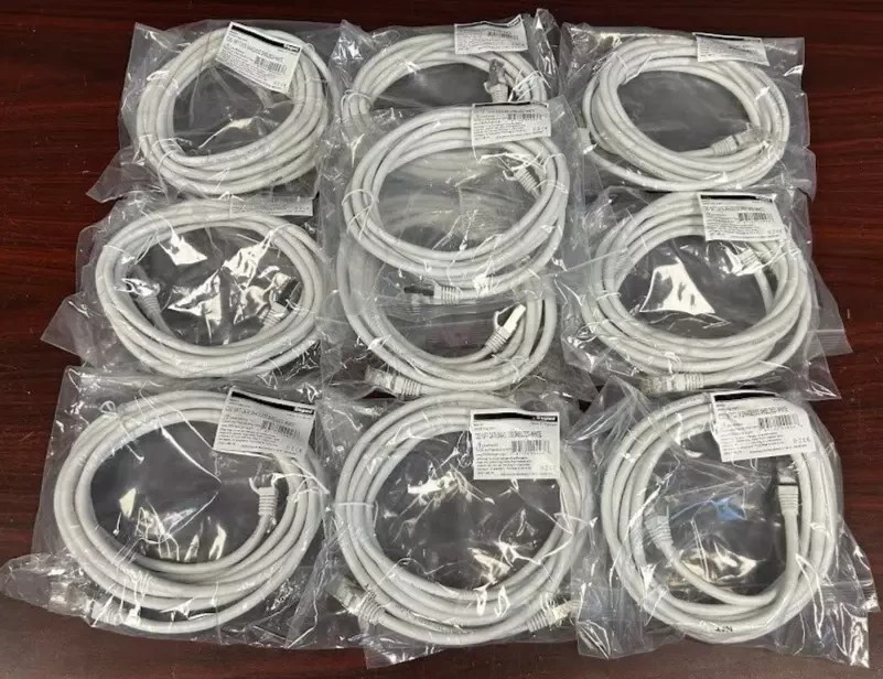 LOT OF 10) NEW SEALED C2G 10FT CAT6 Snagless Ethernet Cable SHIELDED-White #95