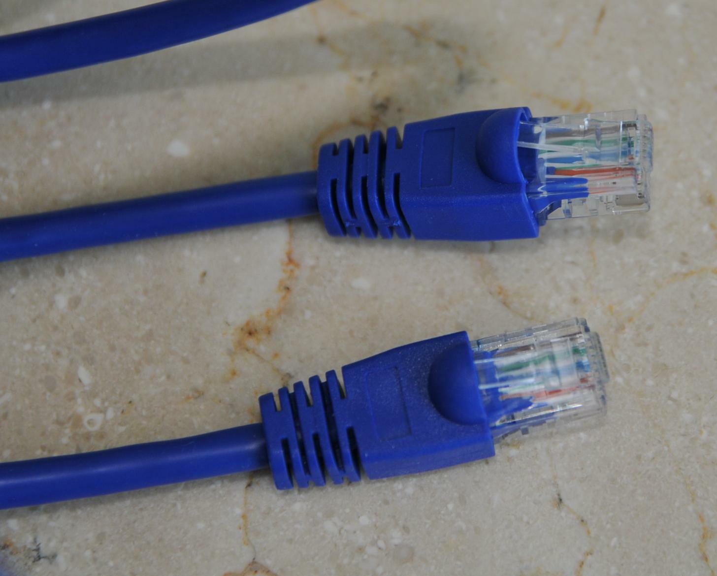 C2G 7 FT CAT6 SNAGLESS SHIELDED UTP NETWORK PATCH ETHERNET CABLE 550 MHz RJ45
