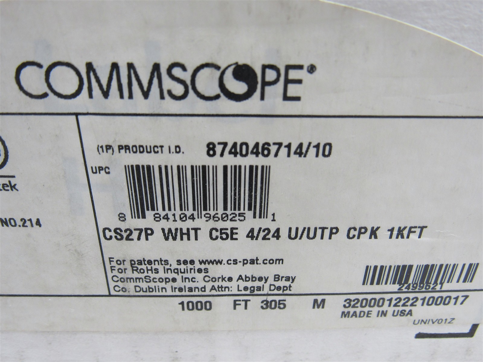 NEW CommScope Cat5e Ethernet Cable 1000 ft White 874046714/10 CS27P 4/24 U/UTP