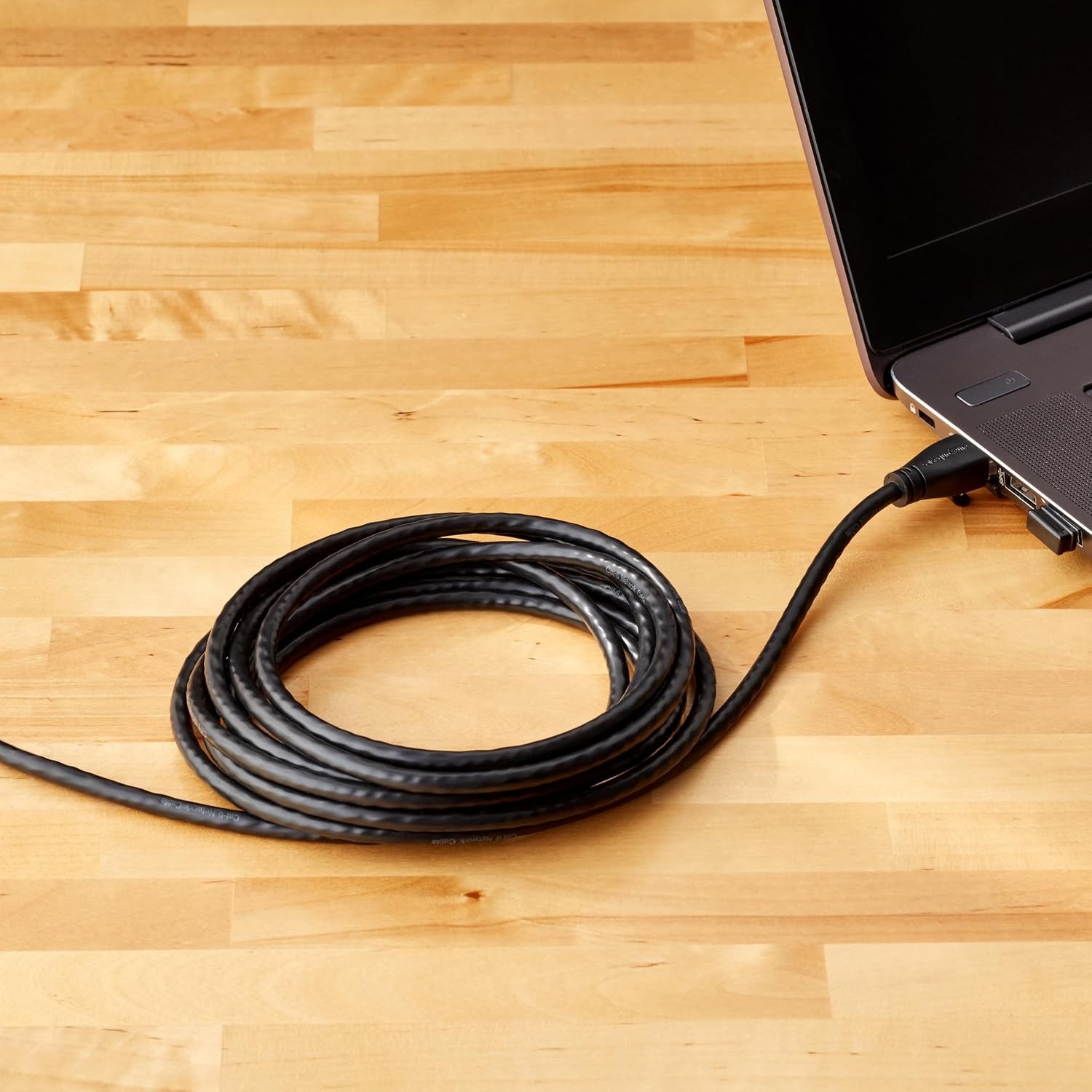 Amazon Basics RJ45 Cat-6 Ethernet Patch Cable, 1Gbps, Gold-Plated, 10 ft, PC