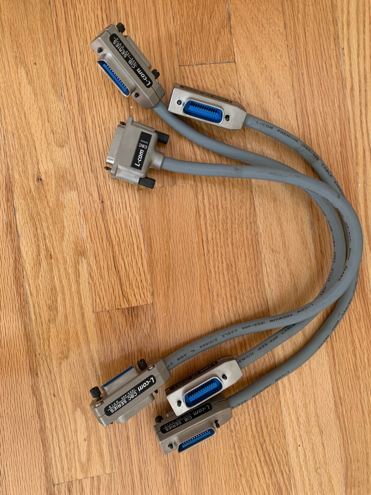 L-com Premium IEEE-488 GPIB 24 pin (M) 50 cm connector adapter reverse entry
