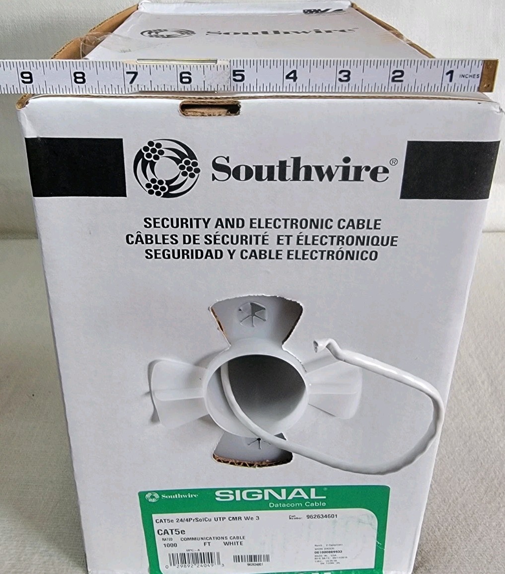 Southwire 1000 ft. White 24/4 Gauge/Pair CAT5e UTP CMR Data Cable 1000 ft. – NIB
