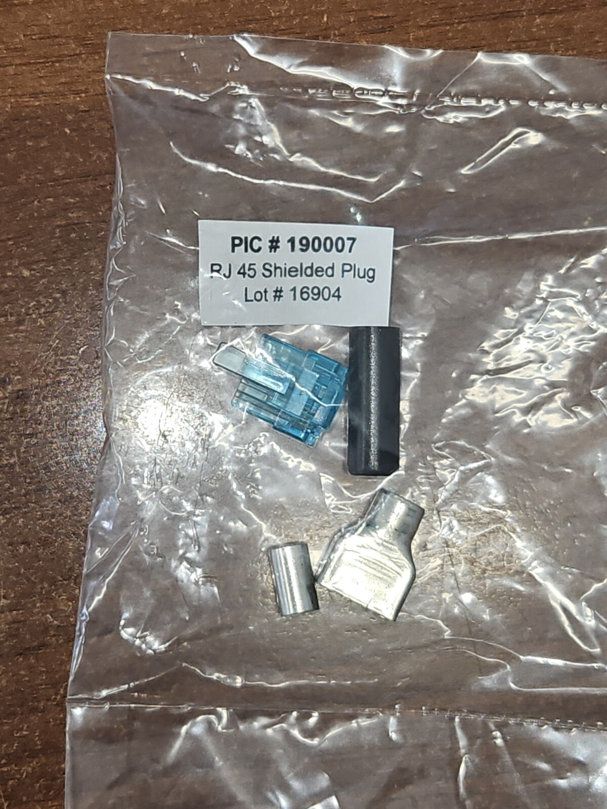 20X PIC 190007 RJ45 Connector Ethernet Plug 8p sheilded, datasheet in the photos